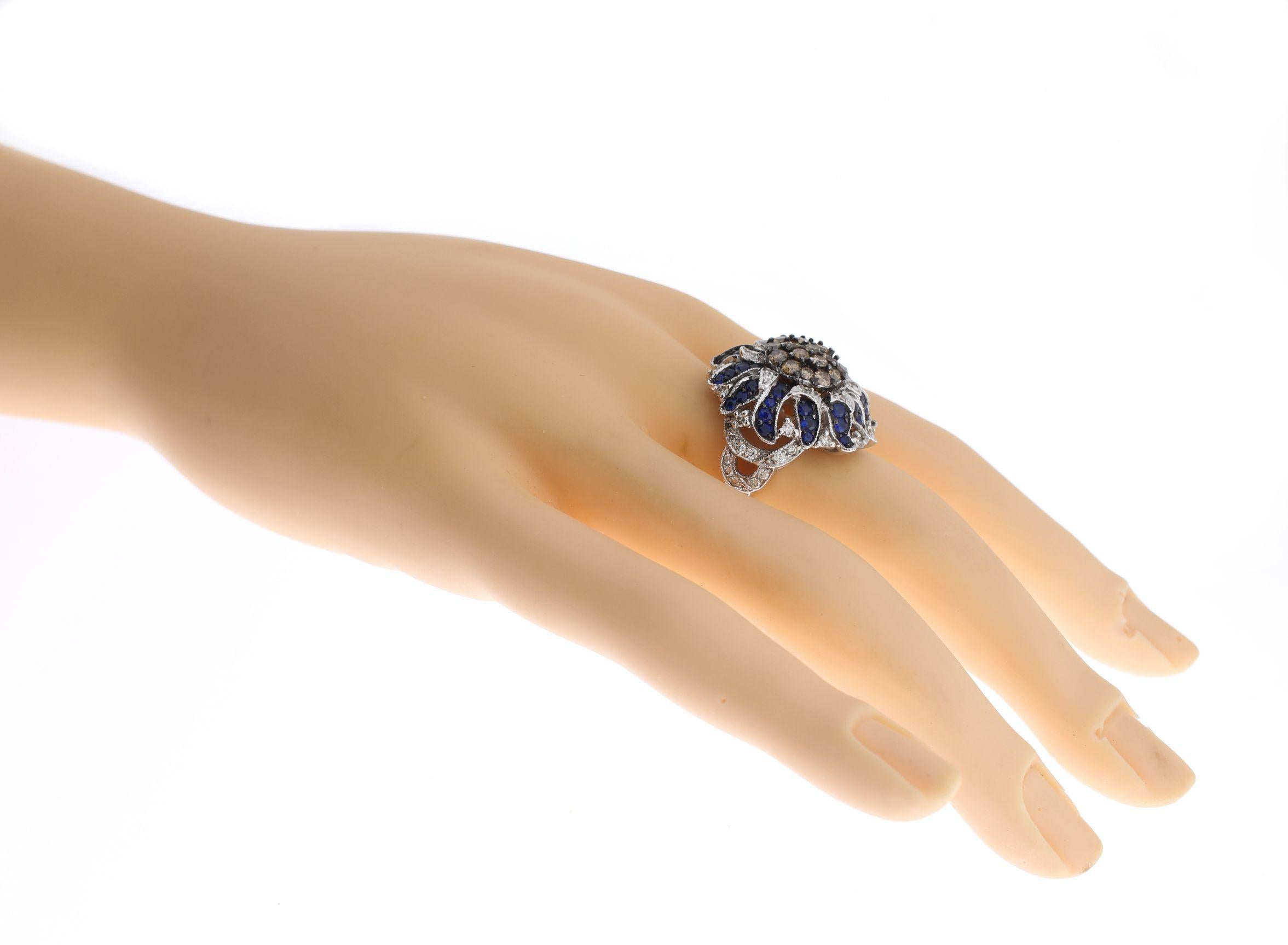 Floral Design Sapphire Diamond White Gold Cluster Ring For Sale 1