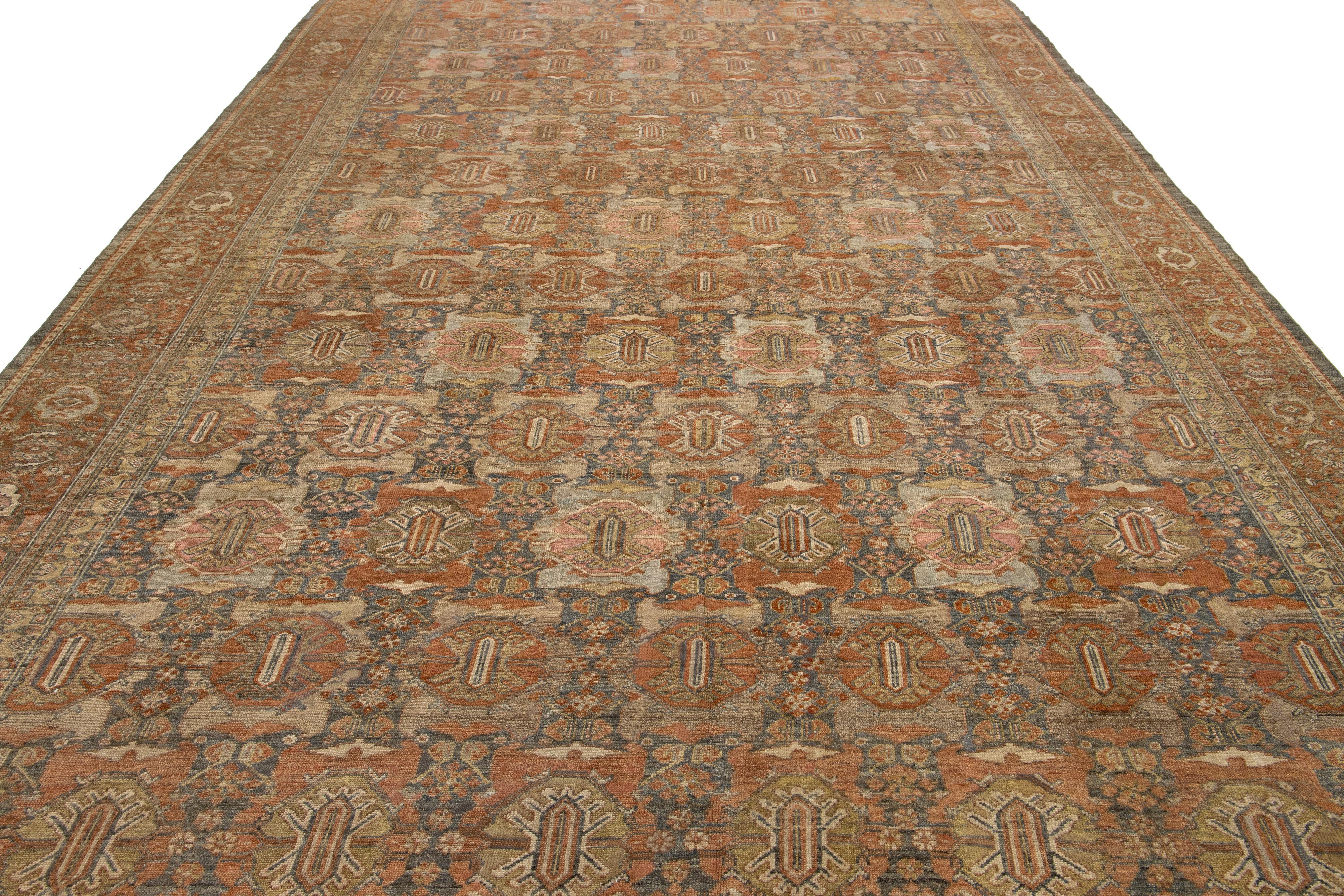Tappeto antico persiano in lana Malayer con disegno floreale, grigio e ruggine (circa 1890) in vendita 2