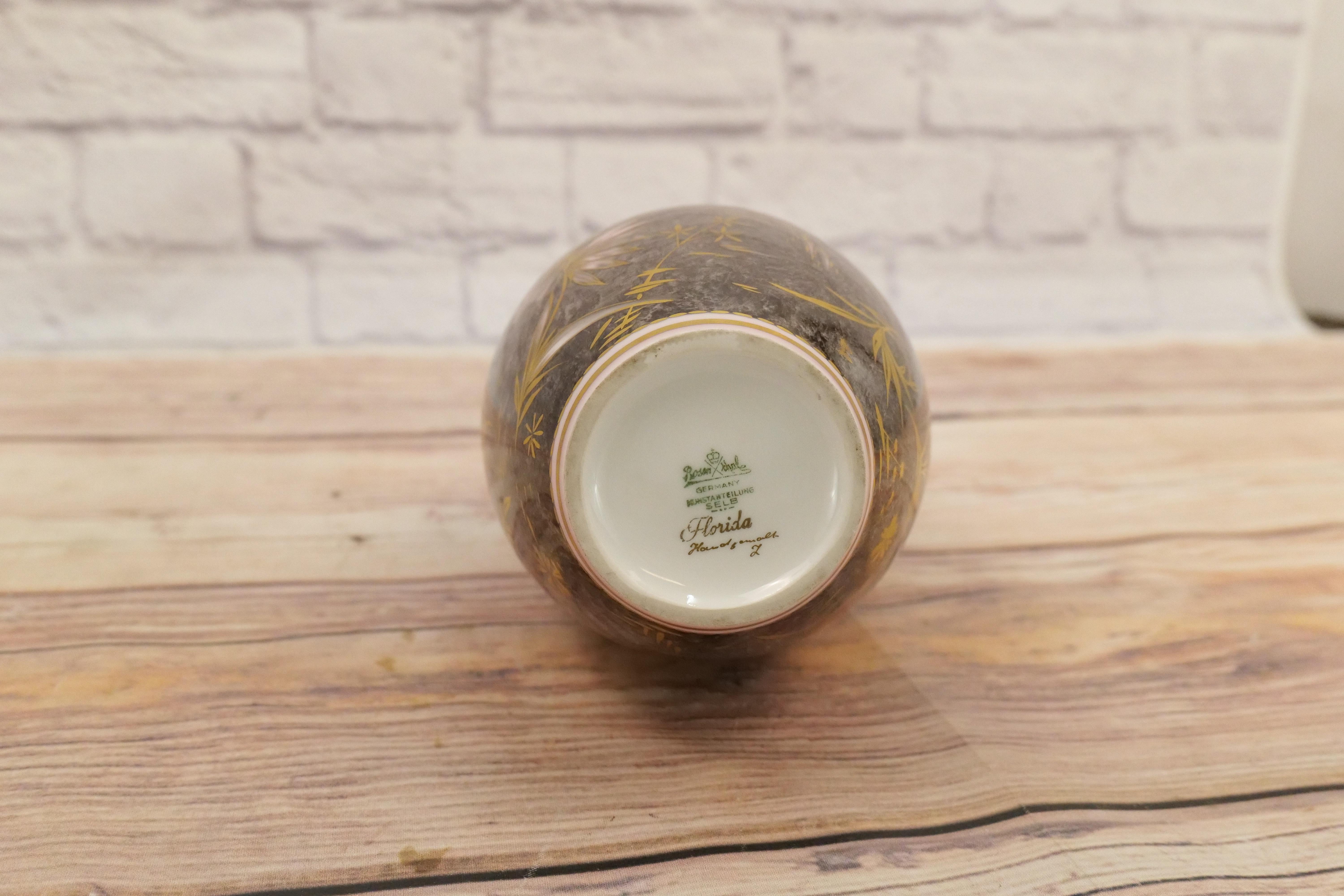 Floral Details German Porcelain Decorative Vase by Rosenthal For Sale 3