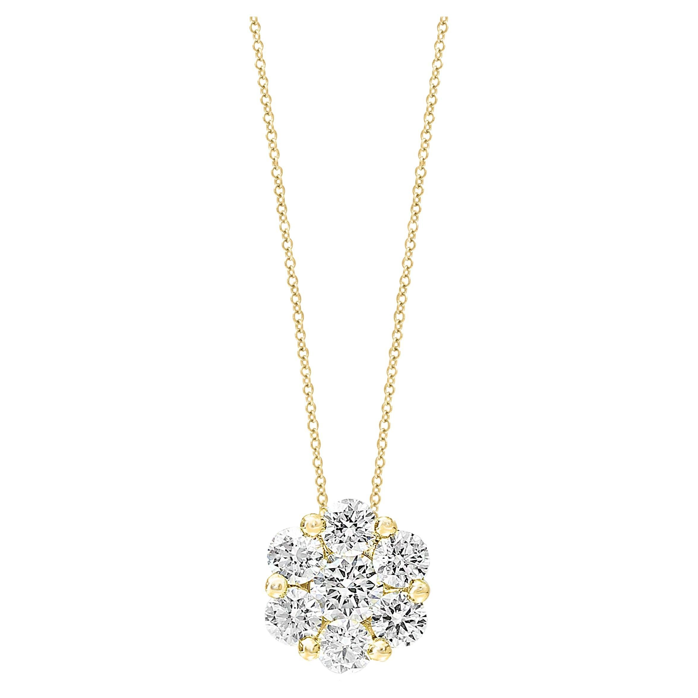 Floral Diamond 0.51ct Pendant with chain For Sale