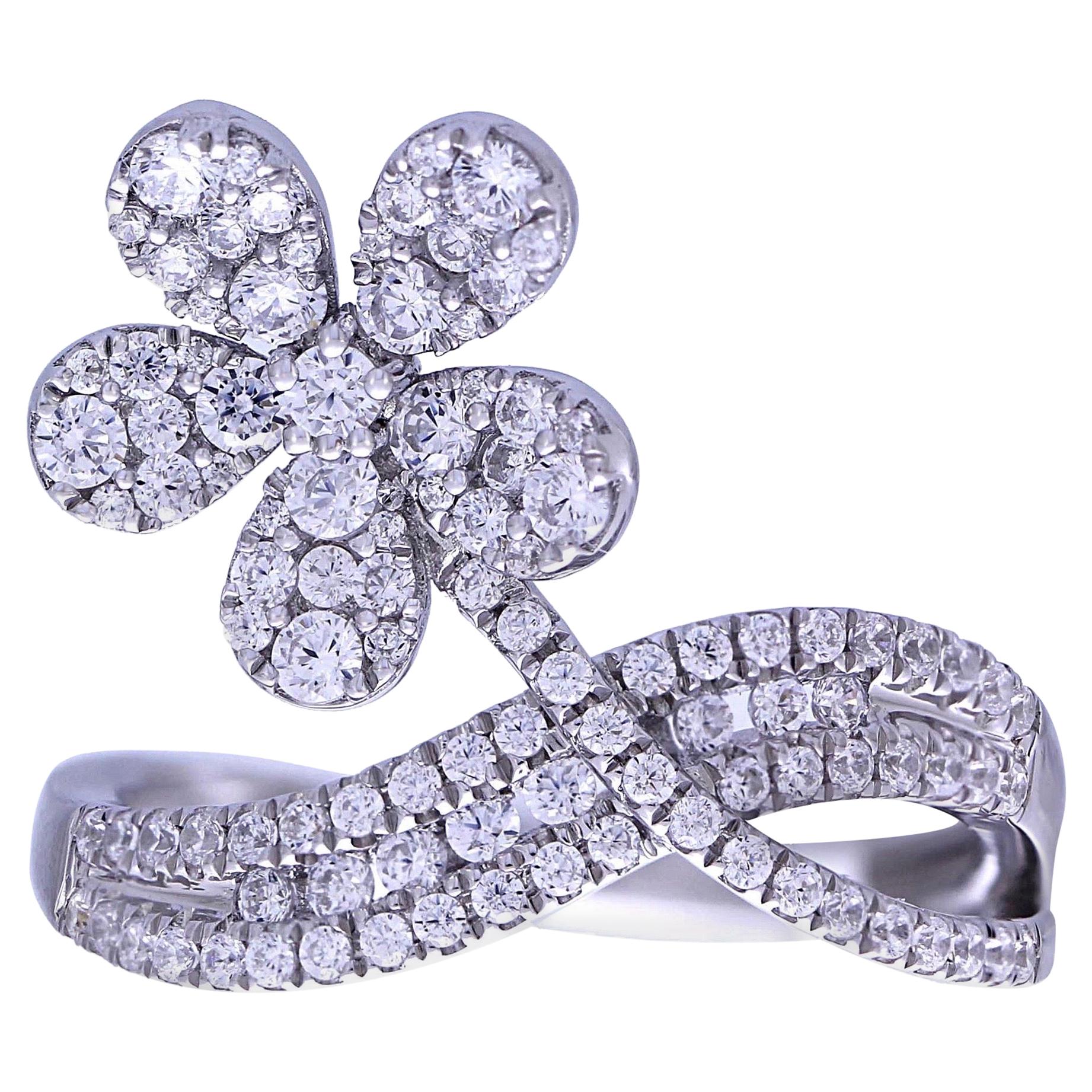 Floral Diamond 14 Karat White Gold Ring For Sale