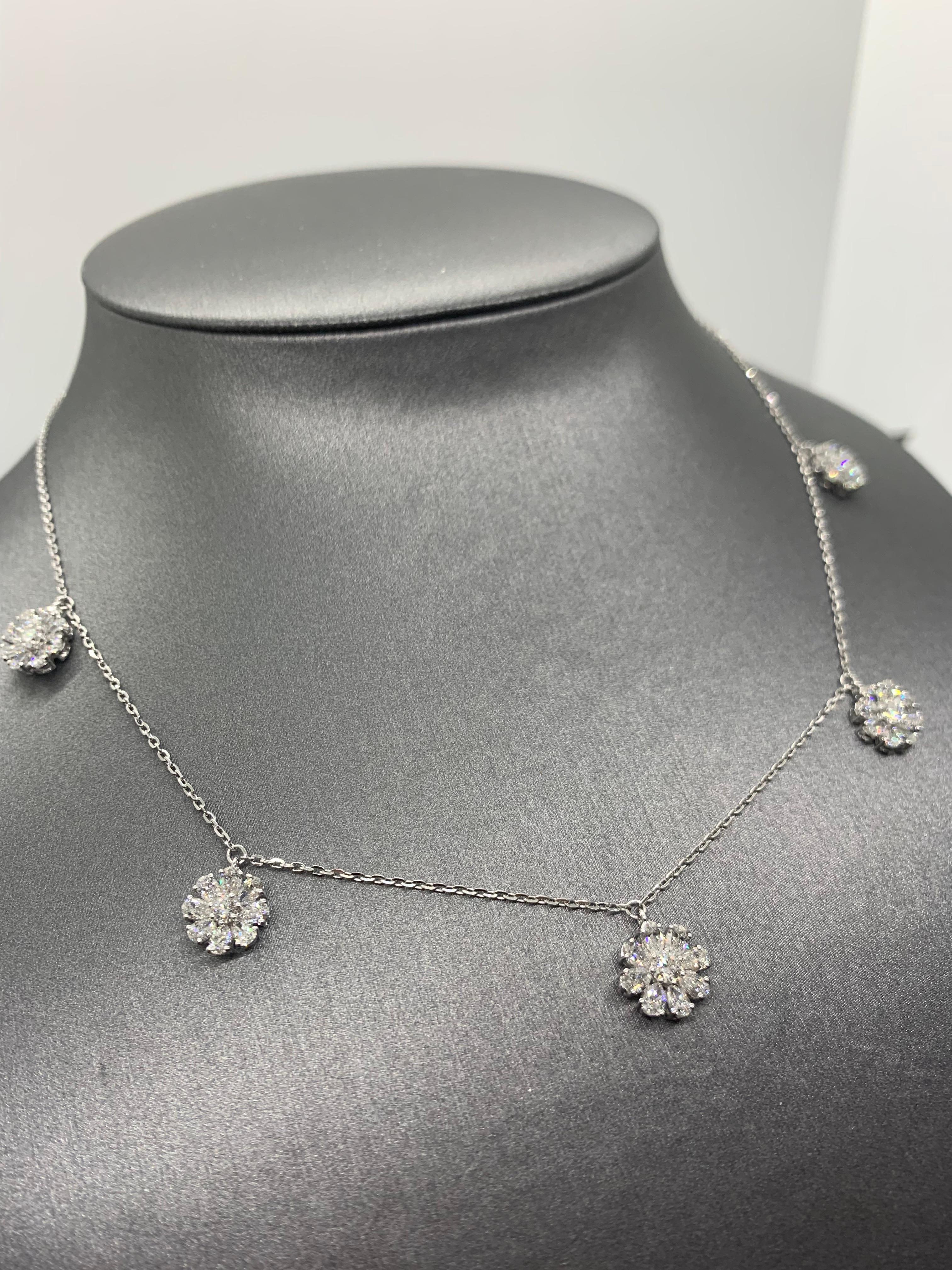 Floral Diamond Charm Necklace in 18K White Gold In New Condition For Sale In Los Angeles, CA