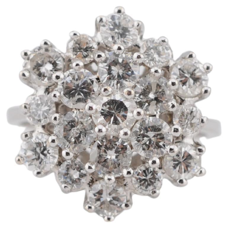 Floral Diamond Cluster Ring in 14K White Gold  2.49ct Total in vendita