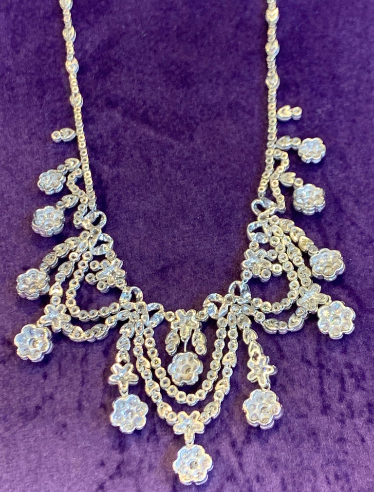 Floral Diamond Necklace For Sale at 1stDibs