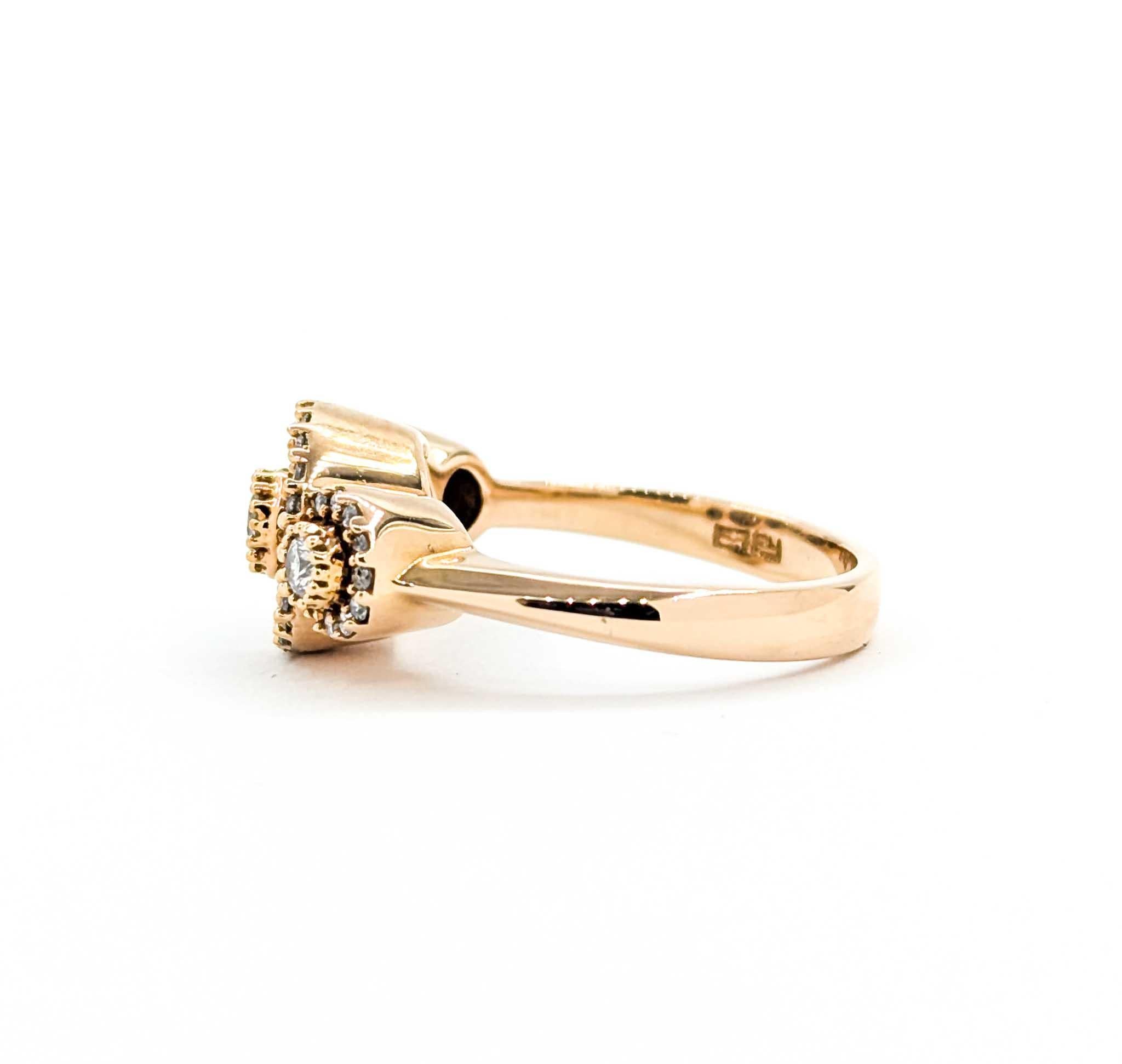 Floraler Diamantring aus 18k Roségold im Angebot 3