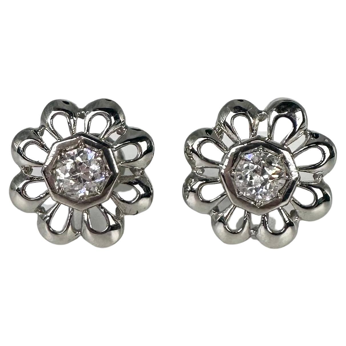 Floral diamond studs 14KT screw backs earrings Flower earrings For Sale
