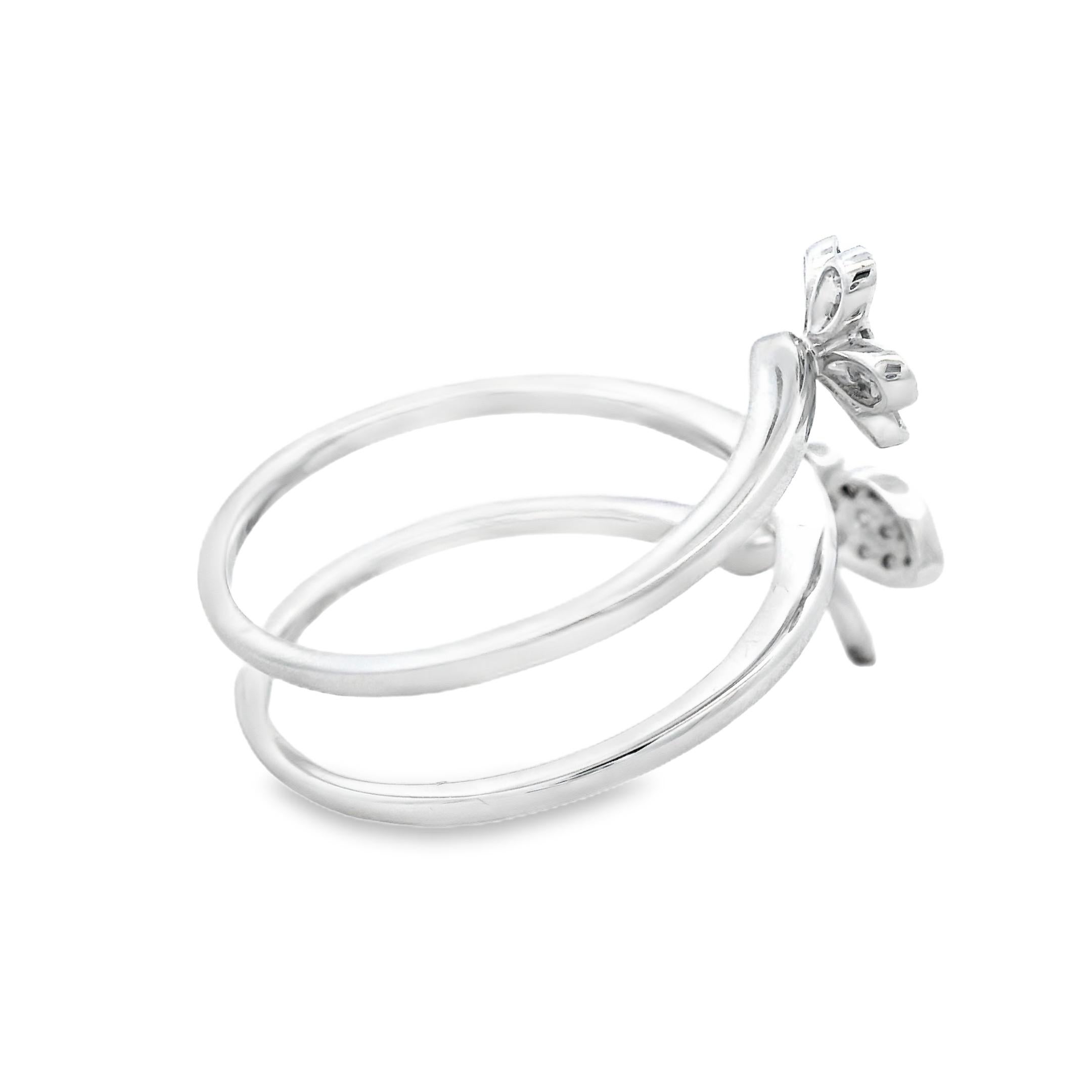 Anillo Envolvente Floral de Diamantes en Oro Blanco de 14K Pavé de 0,23ct Talla 7 en venta 1