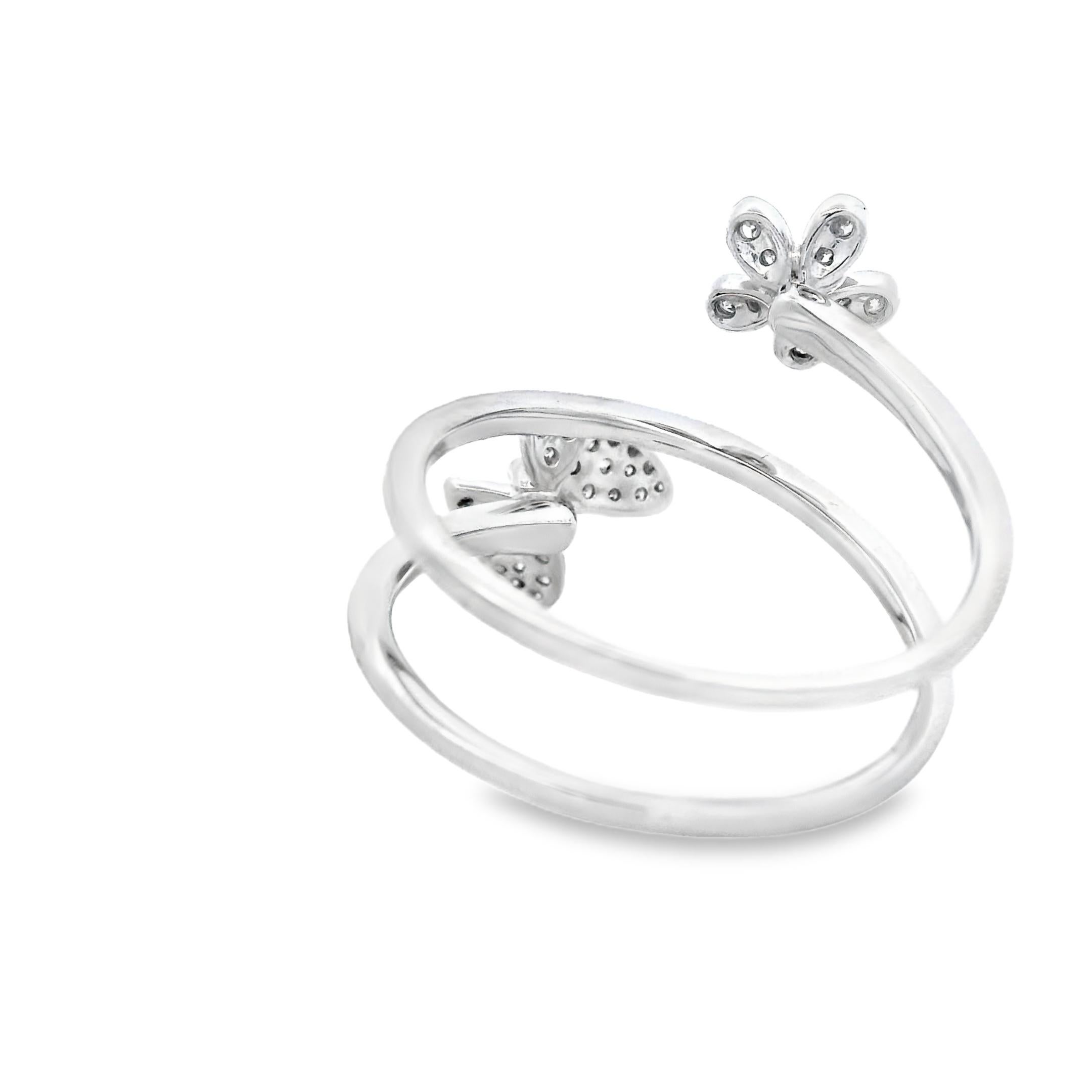 Anillo Envolvente Floral de Diamantes en Oro Blanco de 14K Pavé de 0,23ct Talla 7 en venta 3