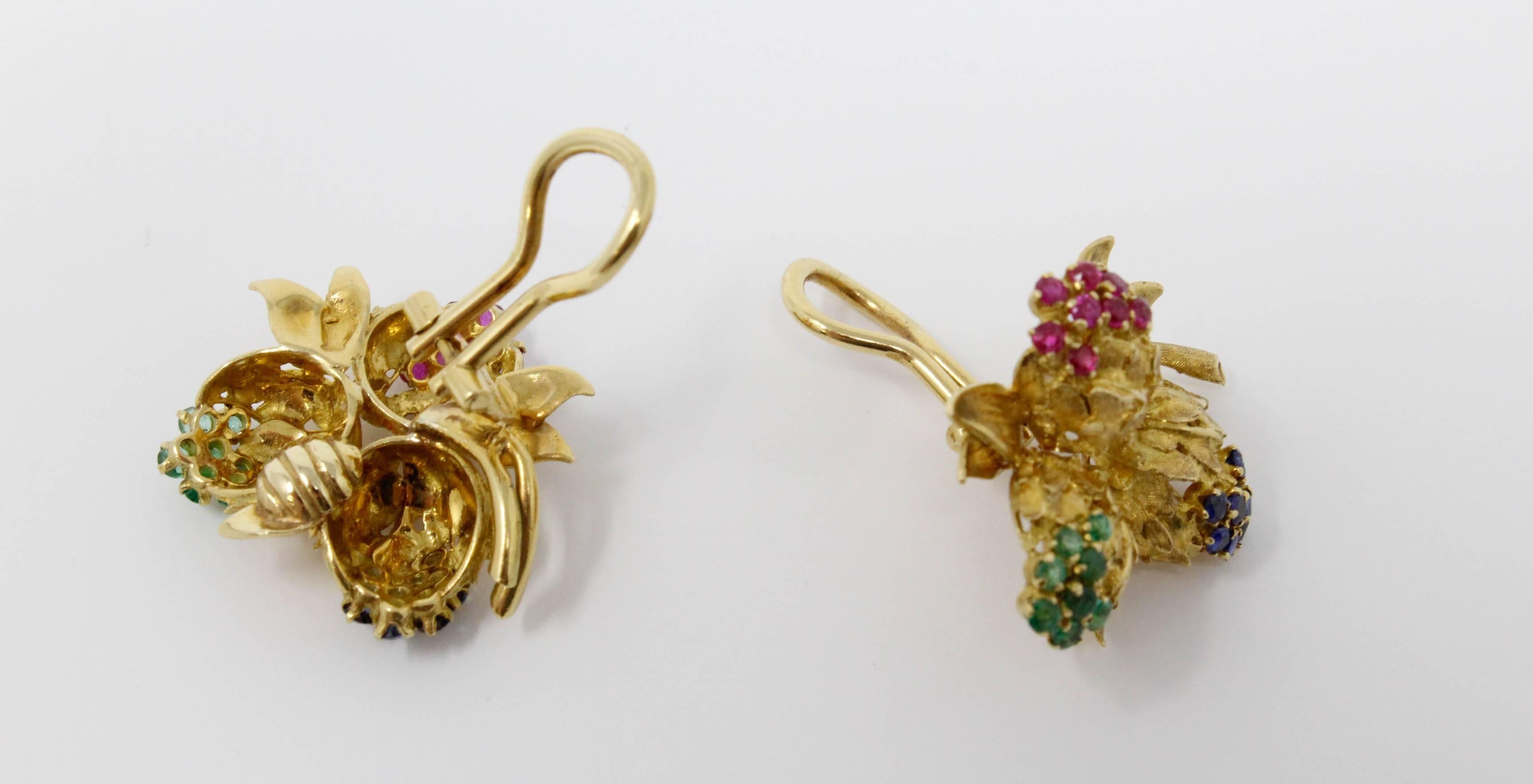 Floral Earrings Set in 18 Karat Yellow Gold with Sapphires, Rubies and Emeralds In Excellent Condition For Sale In Santa Fe, NM