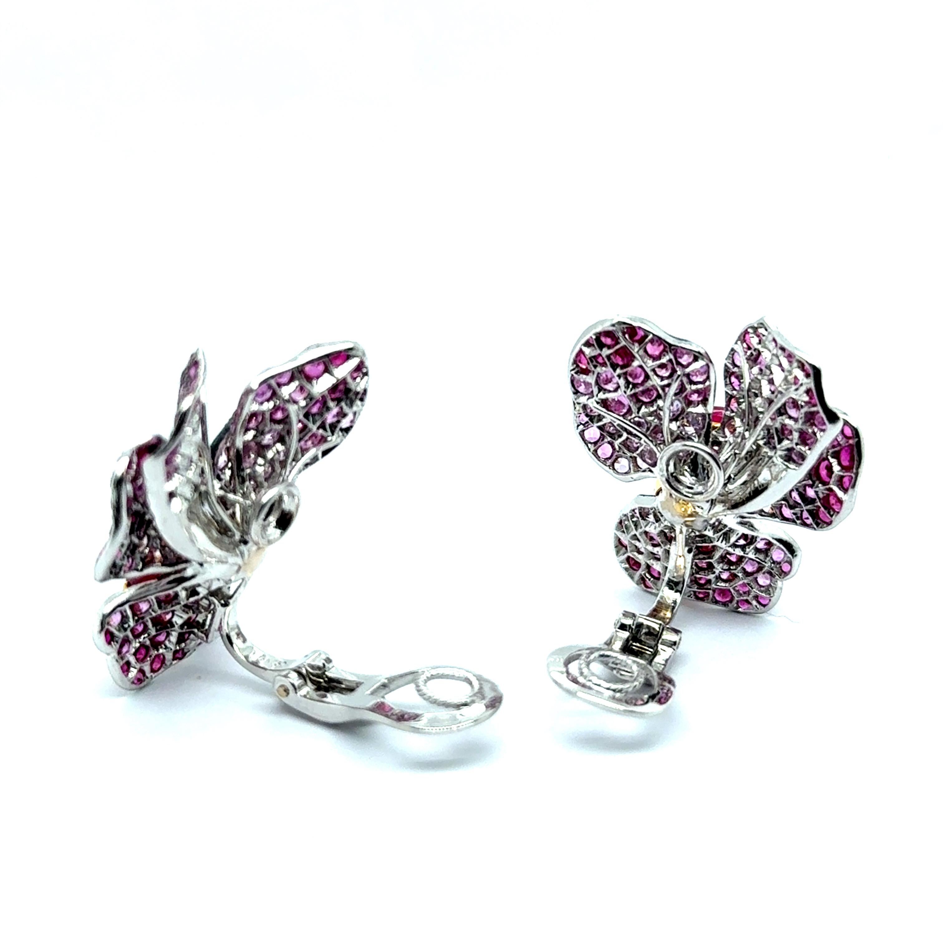 Floral Earrings with Rubies & Pink Sapphires by Laura Munder For Sale 5