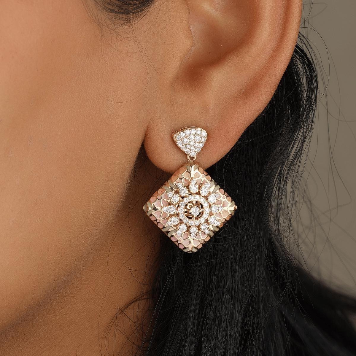 Art déco Floral Enamel Square Diamond Dangle Drop Earrings in 14k Solid Gold (Certified) en vente