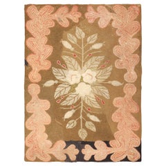 Floral Folk Art Antique American Hooked Rug 3
3" x 4
3"