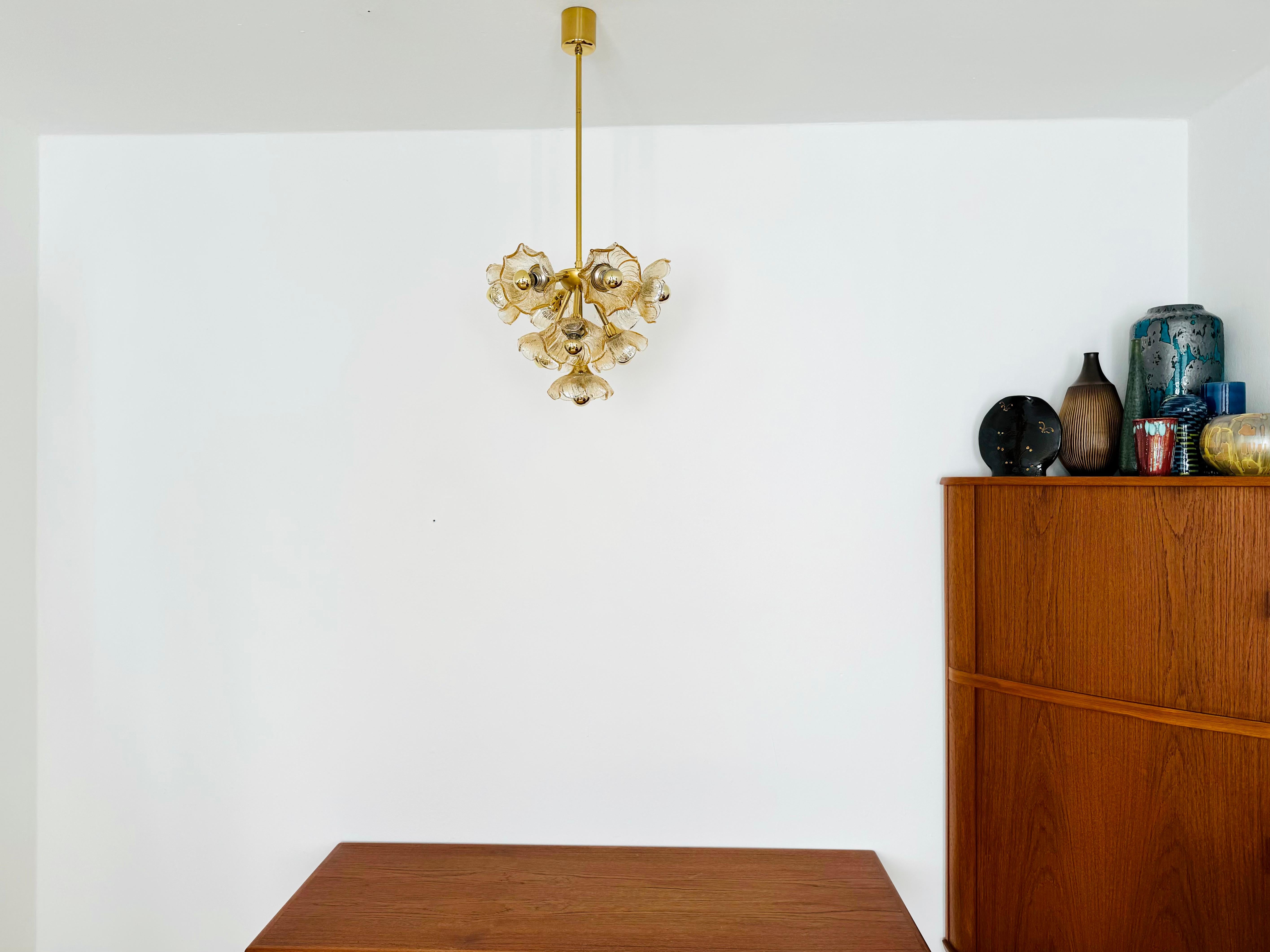 Lampadario in vetro floreale In condizioni buone in vendita a München, DE