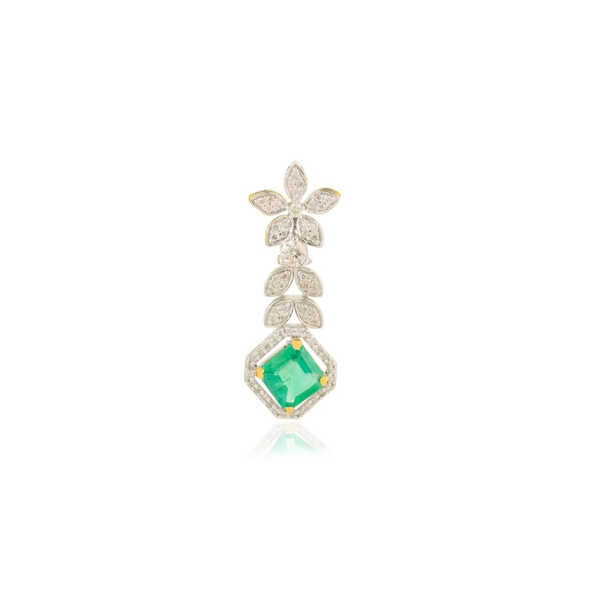Ciondolo a goccia di ispirazione floreale con smeraldo e diamante in oro bianco 14k Regalo di gioielli in vendita 3