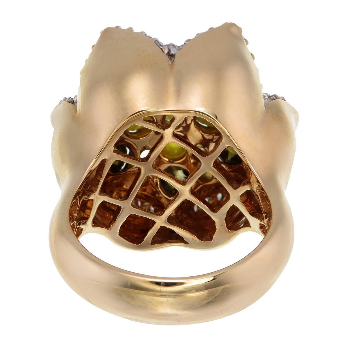 Anillo de diamantes de color mixto fantasía inspirado en las flores, en oro rosa de 18 quilates Corte rosa en venta