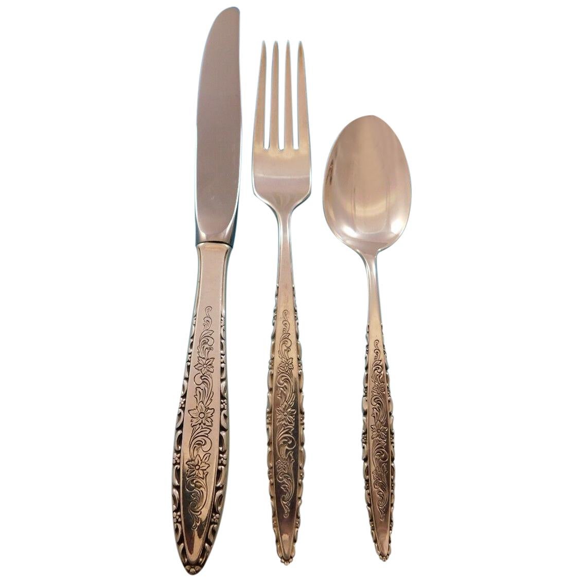 Floral Lace by Lunt Sterling Silver Flatware Set for 8 Service 24 Pieces For Sale