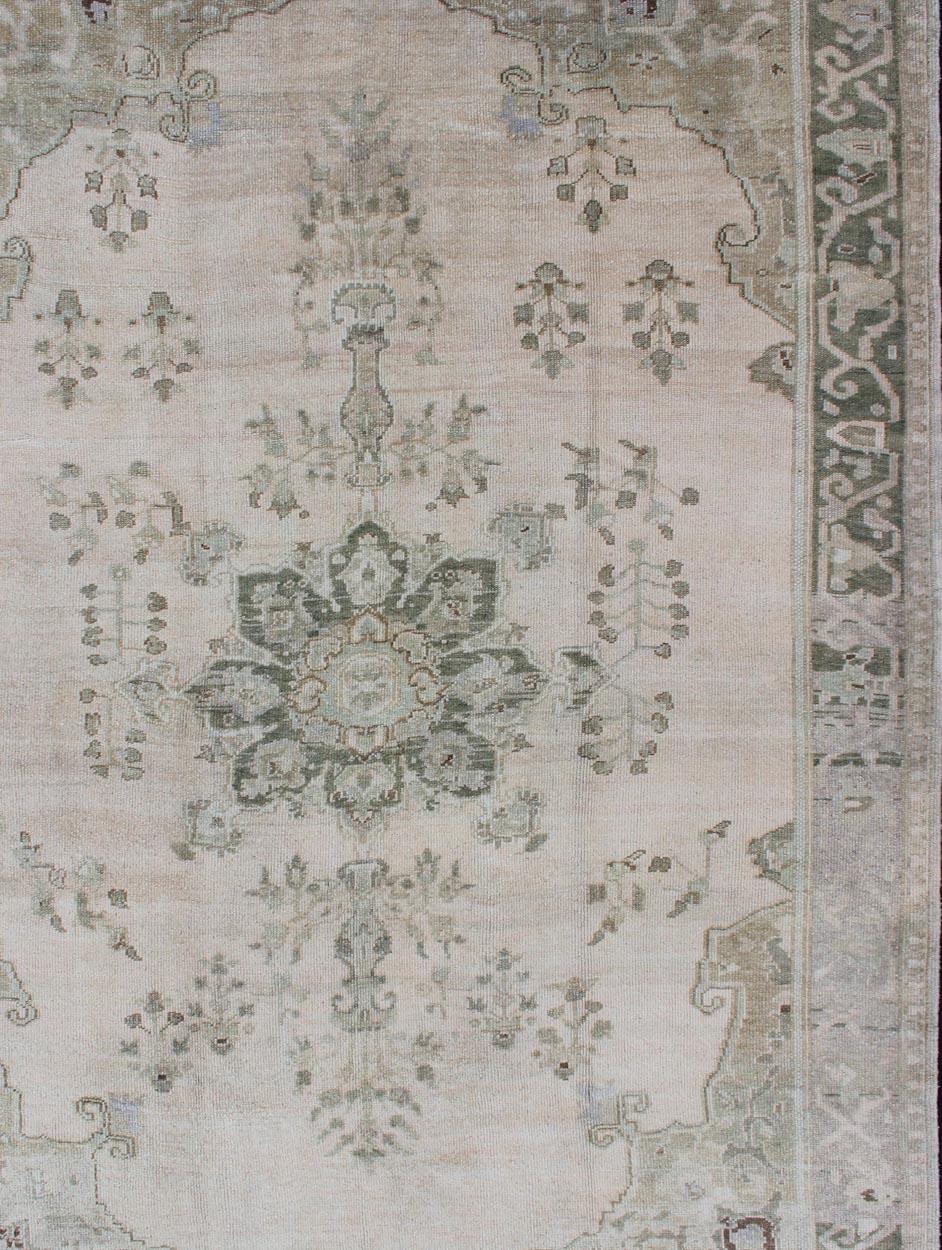 Floral Medallion Turkish Oushak Rug in Green/Gray, Blush, Charcoal, and Silver In Good Condition For Sale In Atlanta, GA