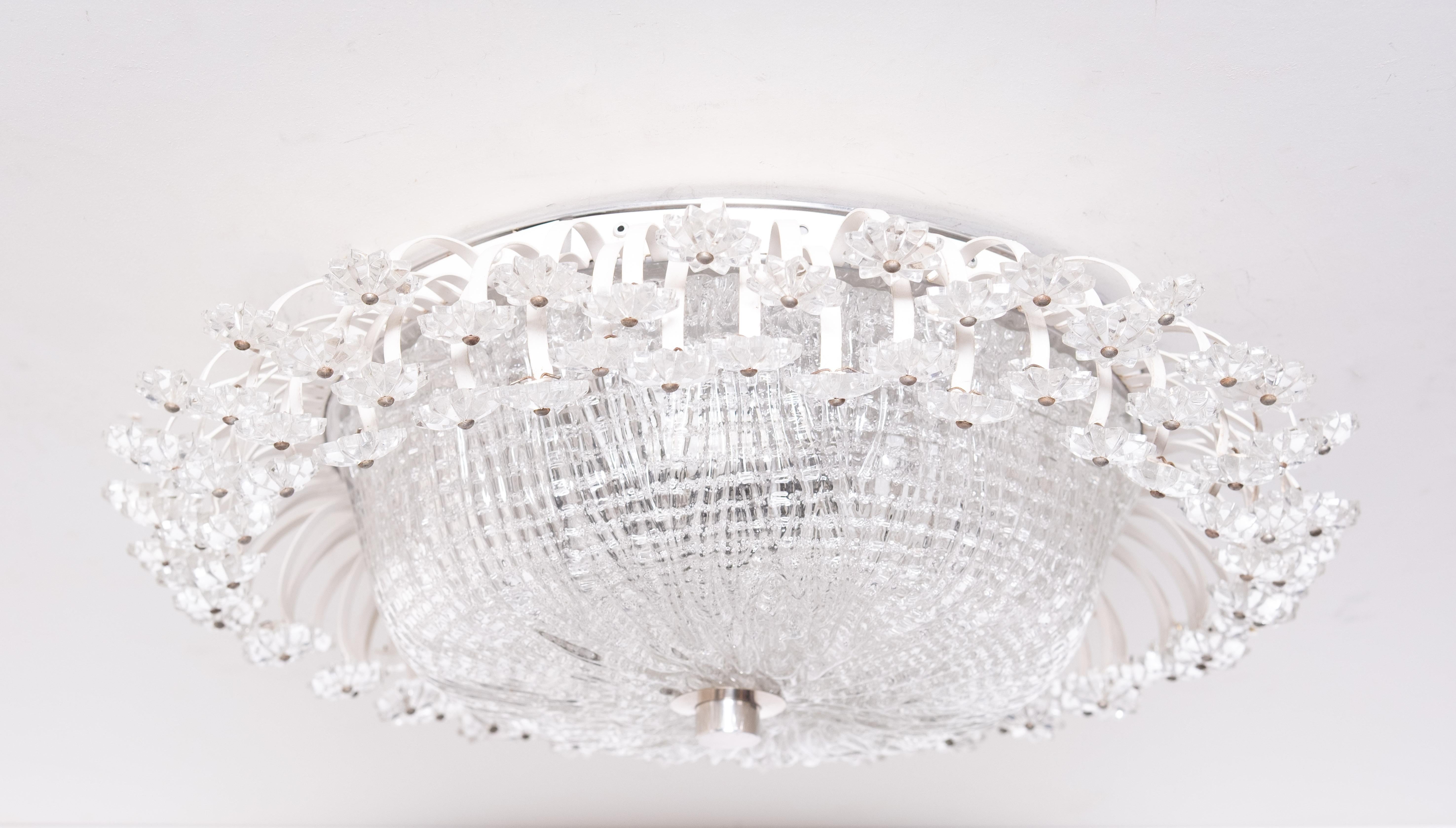 Metà XX secolo Lampada da incasso floreale in stile Mid-Century Modern  Emil Stejnar  Anni '60 Austria in vendita