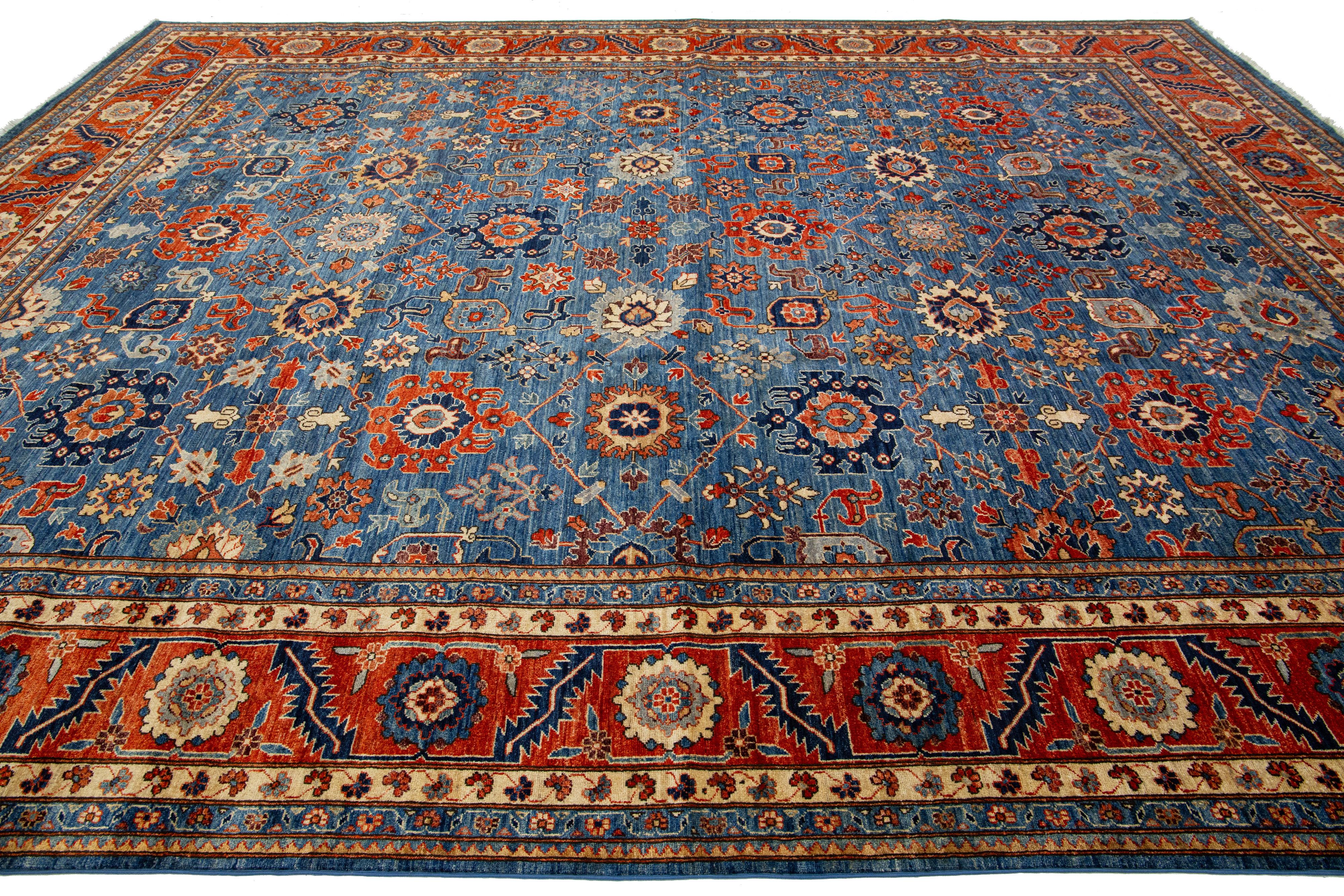 Pakistani Floral Modern Serapi Style Wool Rug With Navy Blue Field For Sale