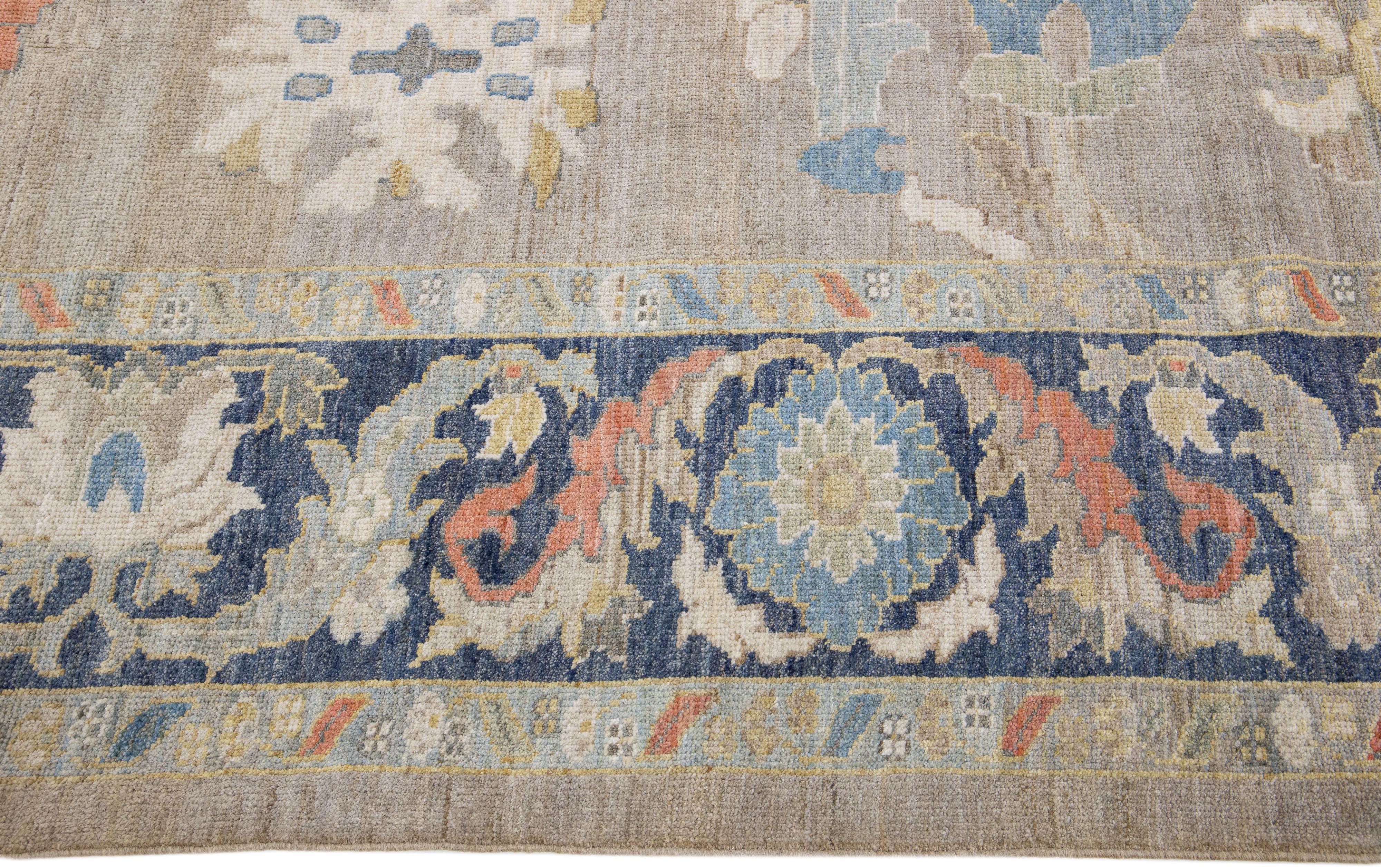 Hand-Knotted Floral Modern Sultanabad Gray Handmade Square Wool Rug For Sale