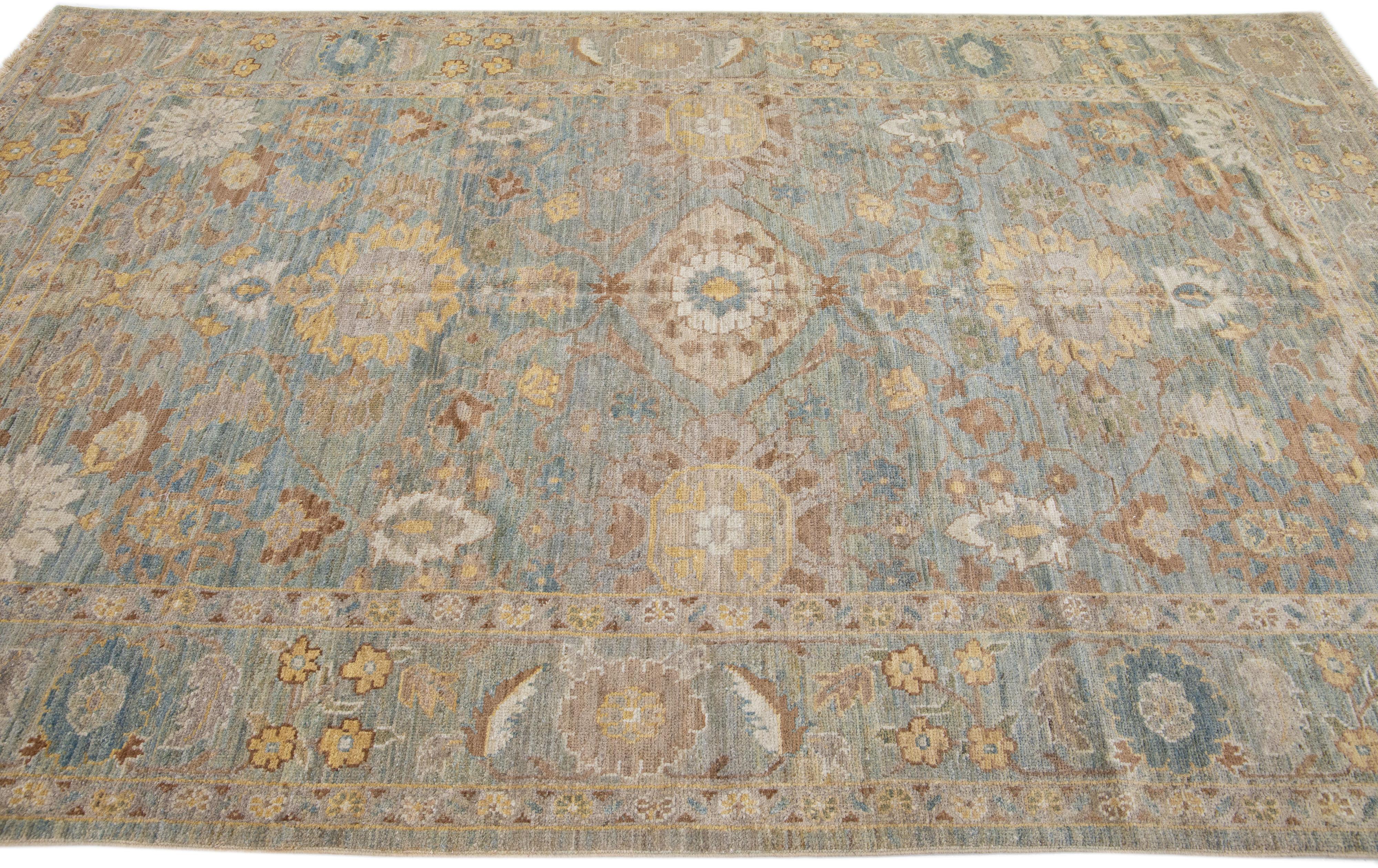 Floral Modern  Sultanabad Handmade Blue Wool Rug In New Condition For Sale In Norwalk, CT