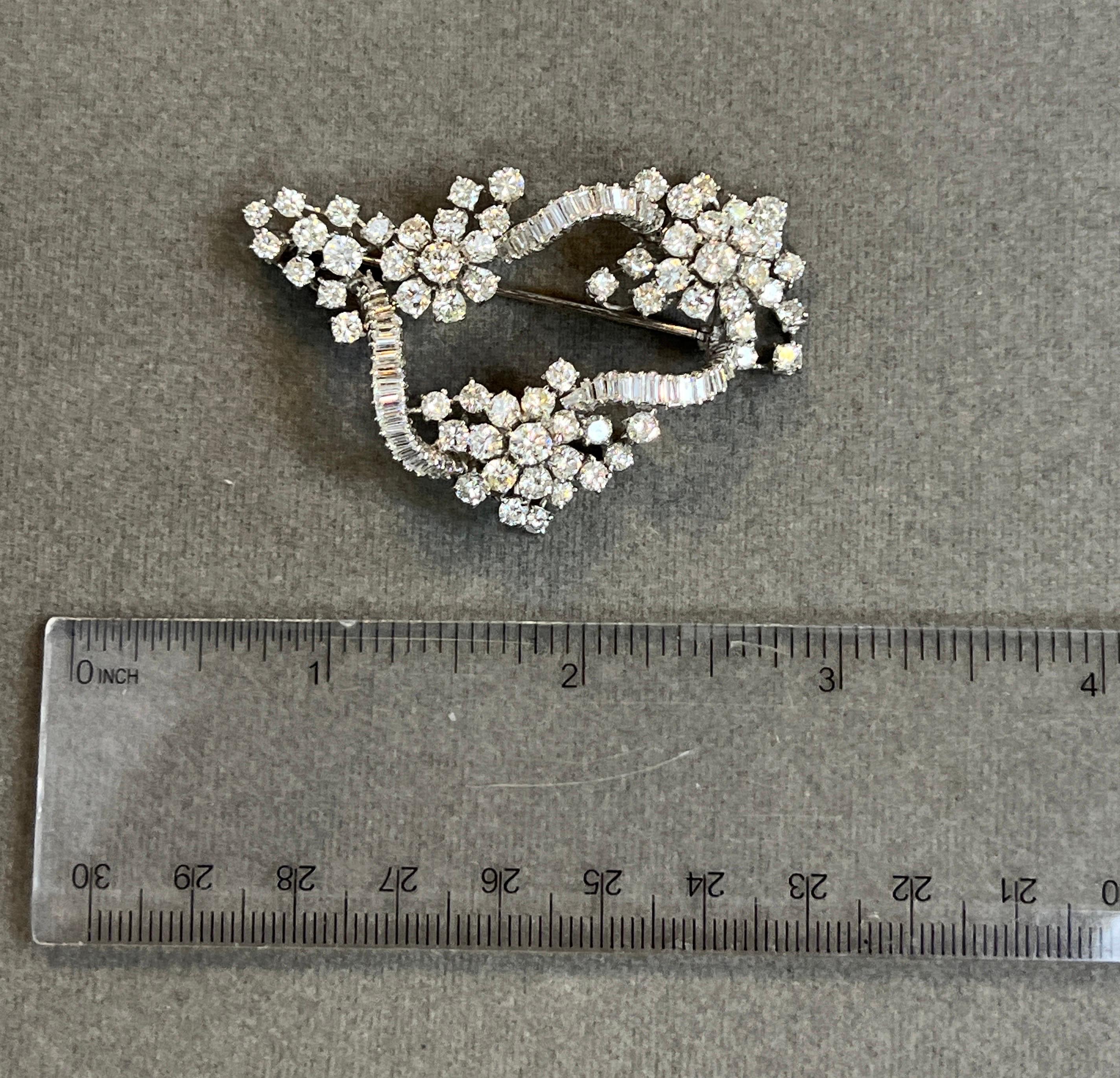 Broche de diamantes con motivos florales Corte mixto en venta
