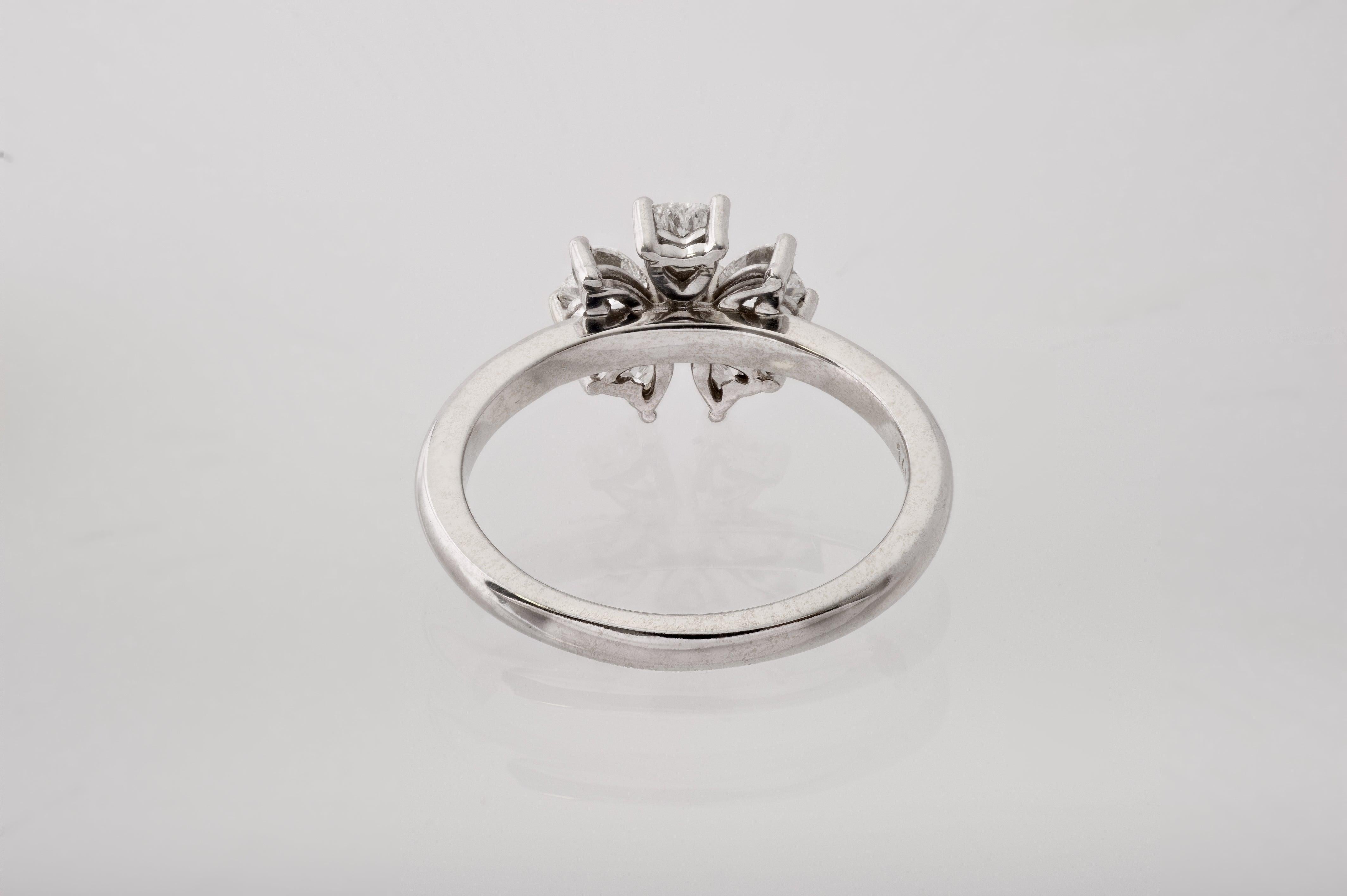 For Sale:  Floral Motif Diamond Ring with Ideal Cut Heart Shaped Diamonds 3