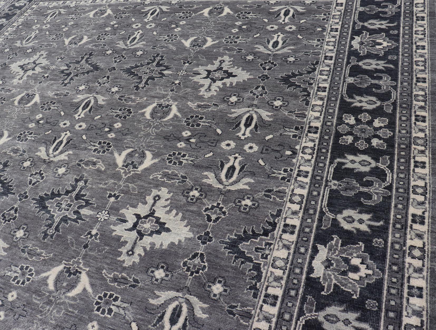 Tapis à motifs floraux Khotan de Keivan Woven Arts en laine en vente 4