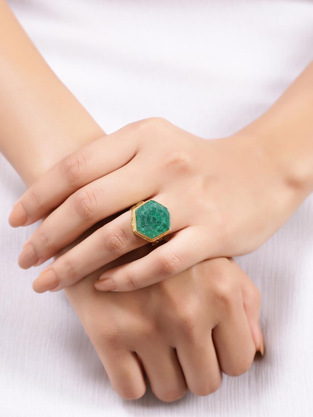 Cabochon Floral Motif Natural Carved Emerald and 18 Karat Gold Statement Ring