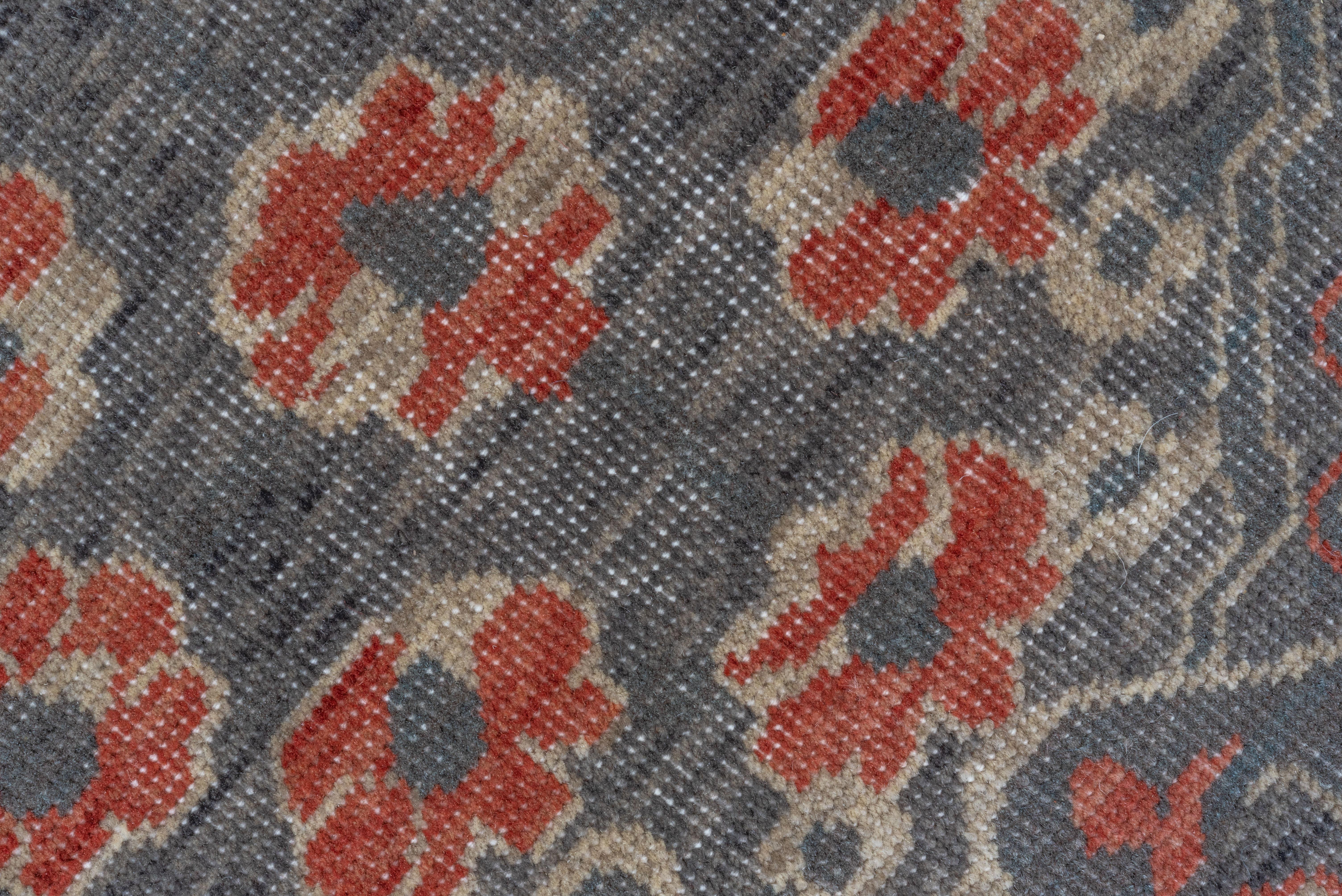 Blumenmotiv, inspiriert von roten und blauen Rot- und Blautönen aus Täbris (20. Jahrhundert) im Angebot