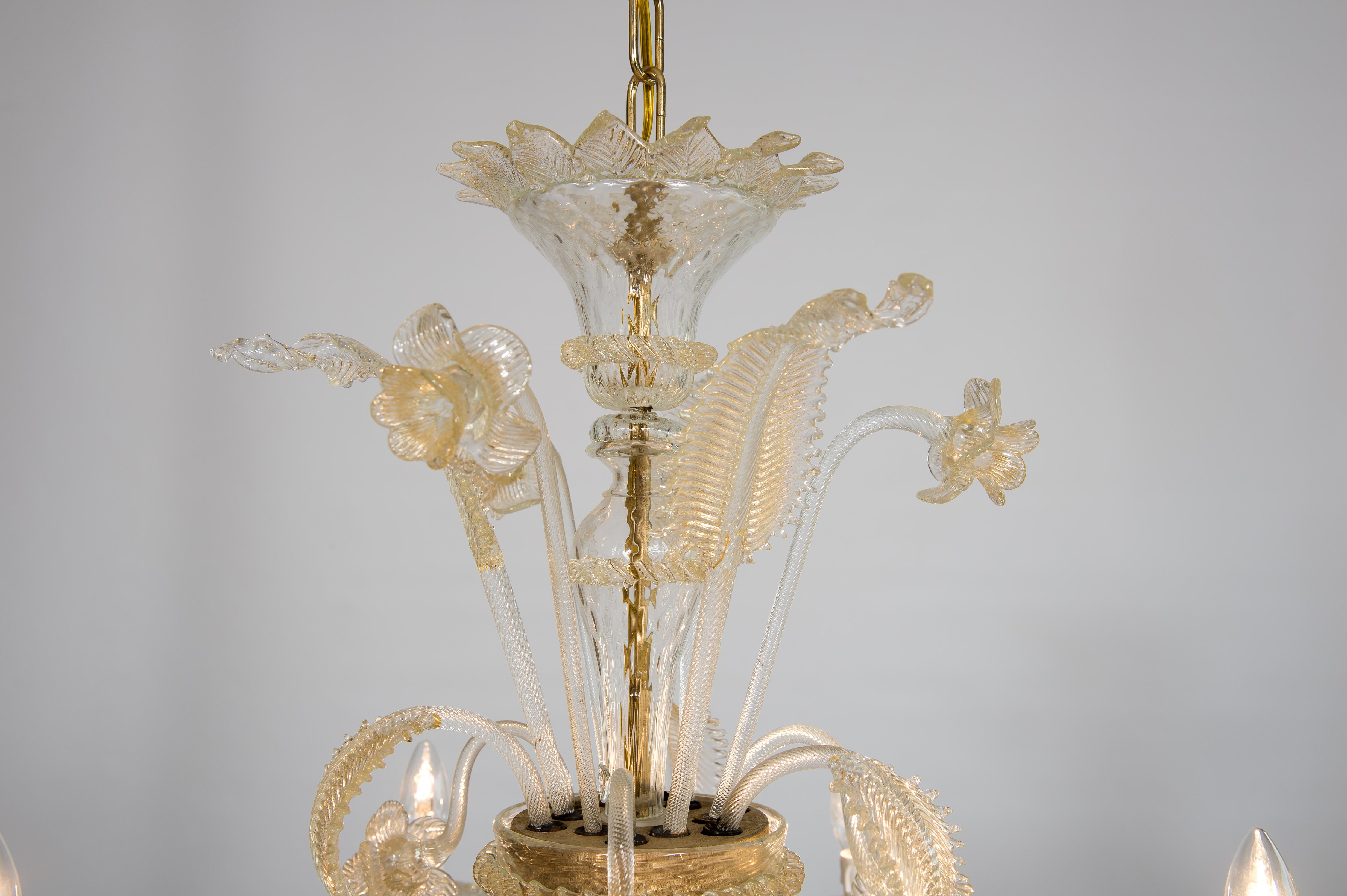 Floral Murano Glass Chandelier with “Riga Dritta” Decorations, 20th Century 12