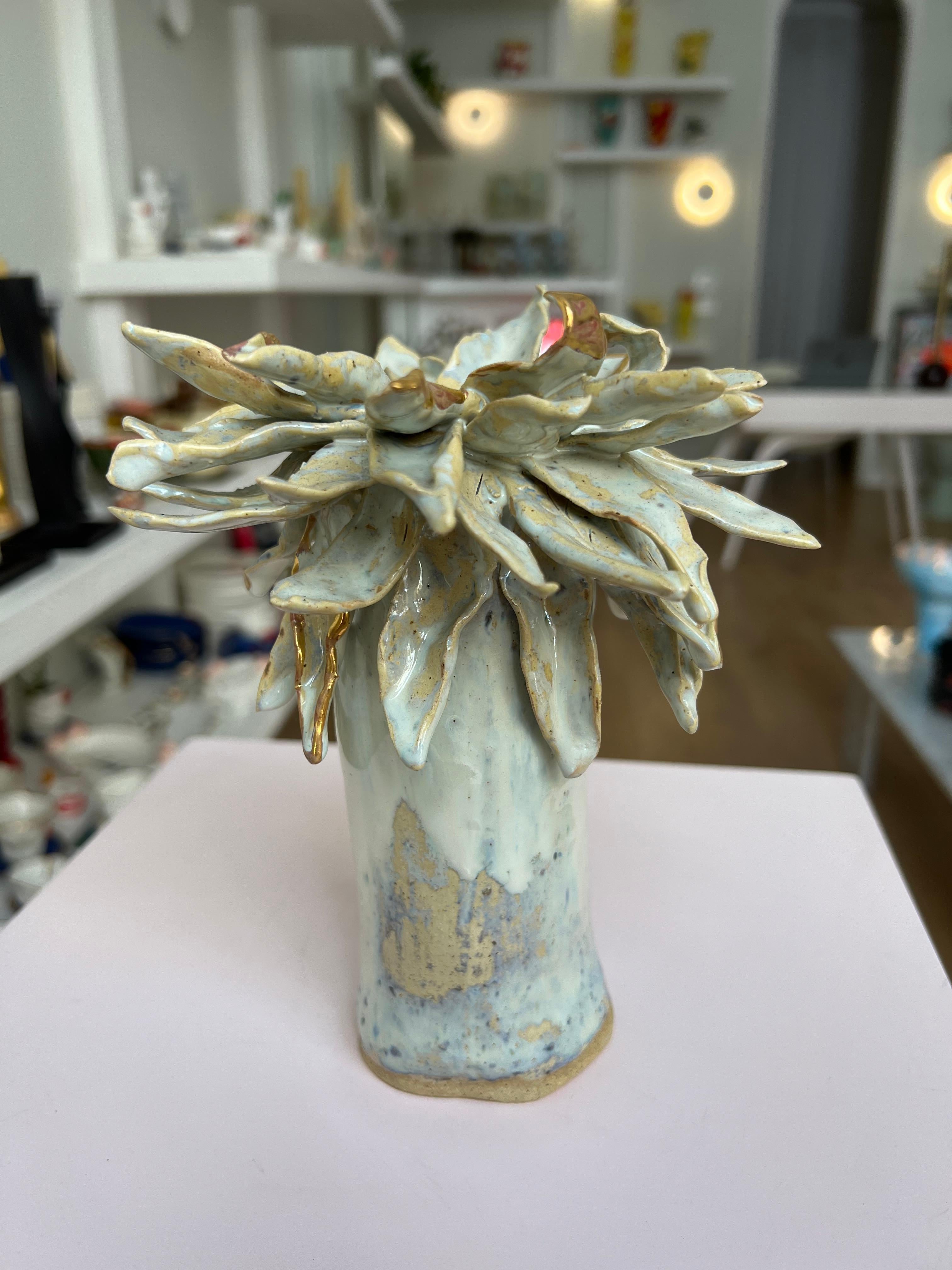 Floral Vase in Shimmery Pearl White no 11 by artist - designer Hania Jneid In New Condition In BARCELONA, ES