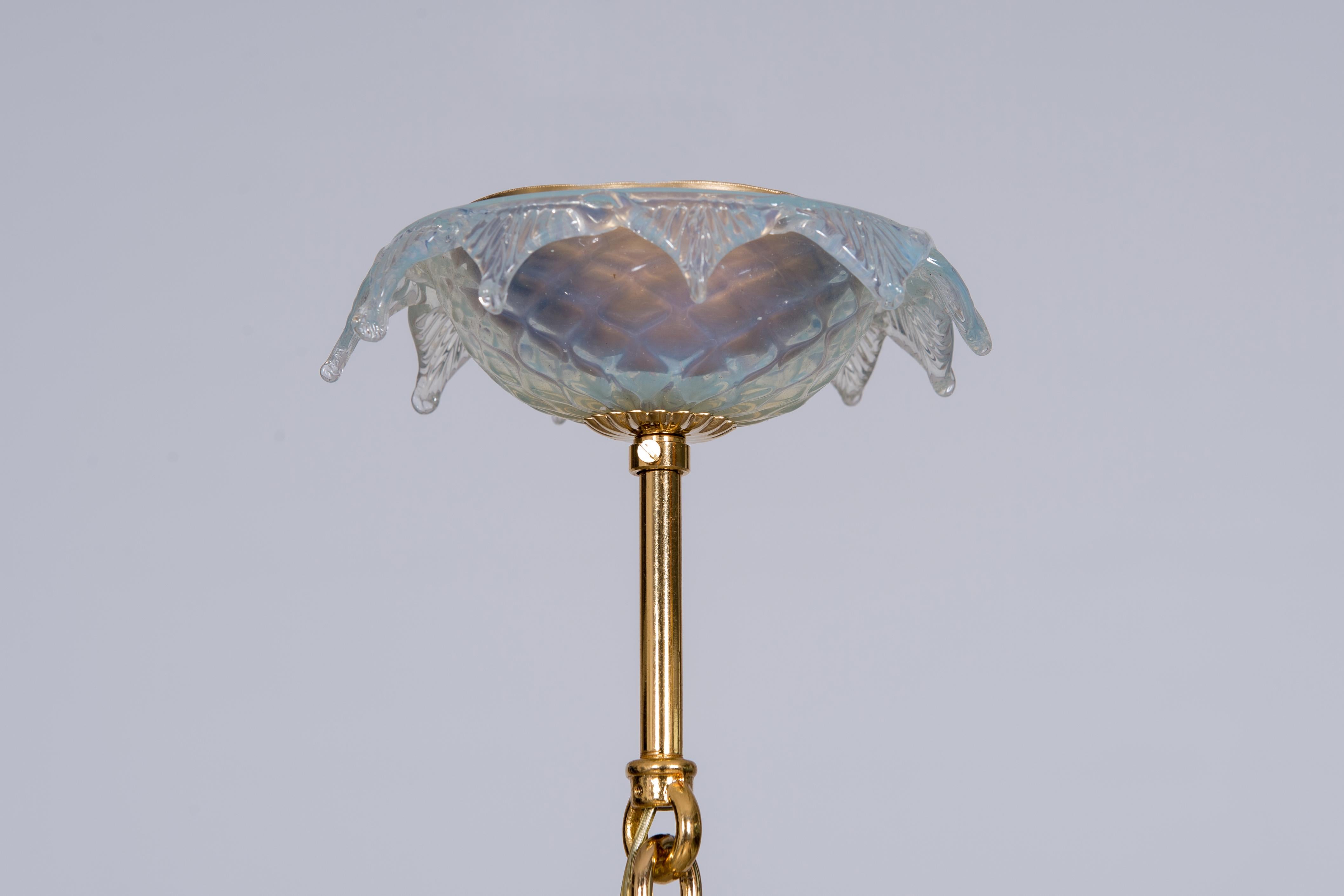 Floral Opaline Chandelier in Murano Glass with 6 Lights, Italy 1960s For Sale 10