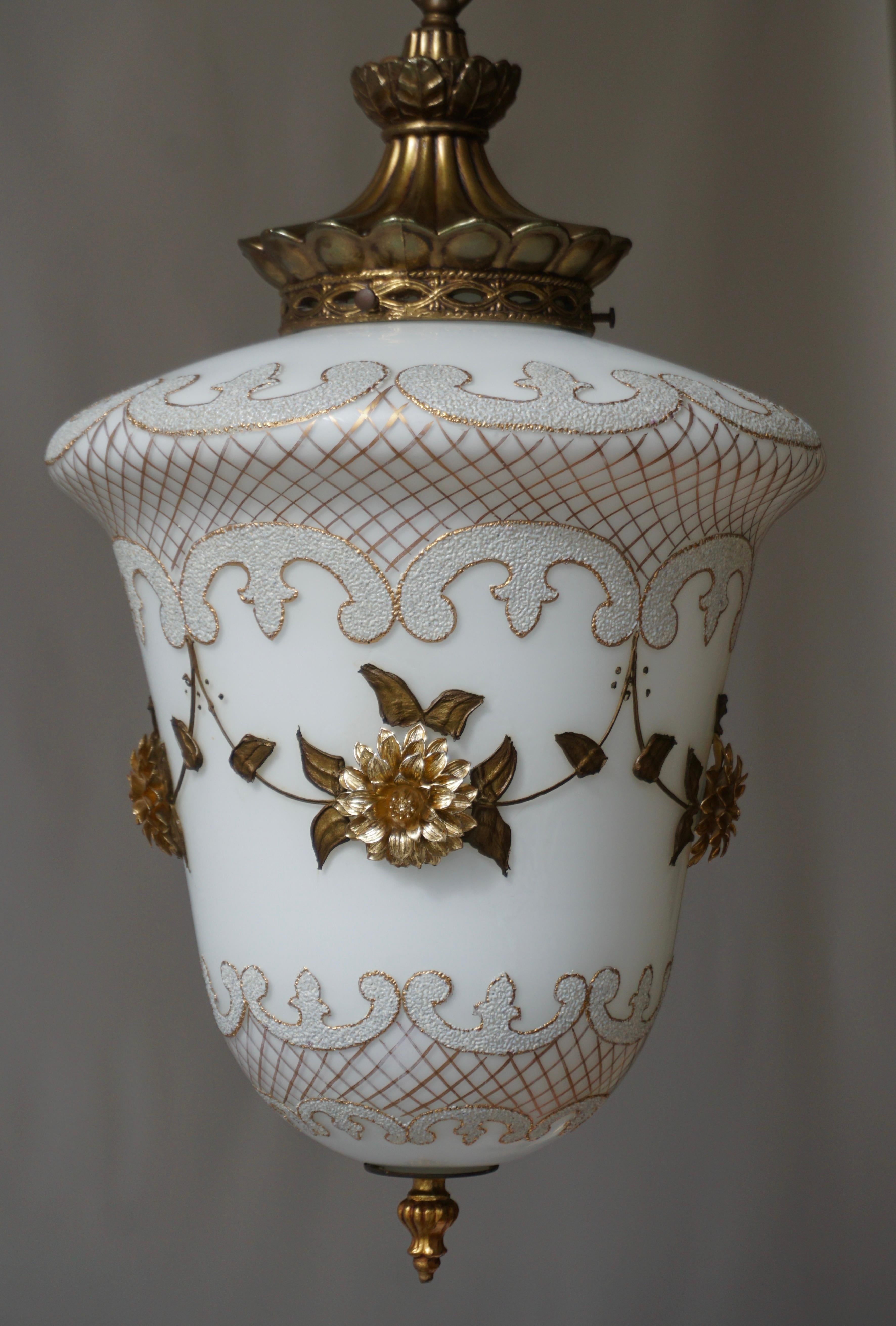 Floral Opaline Glass and Gilt Brass Pendat Light For Sale 7