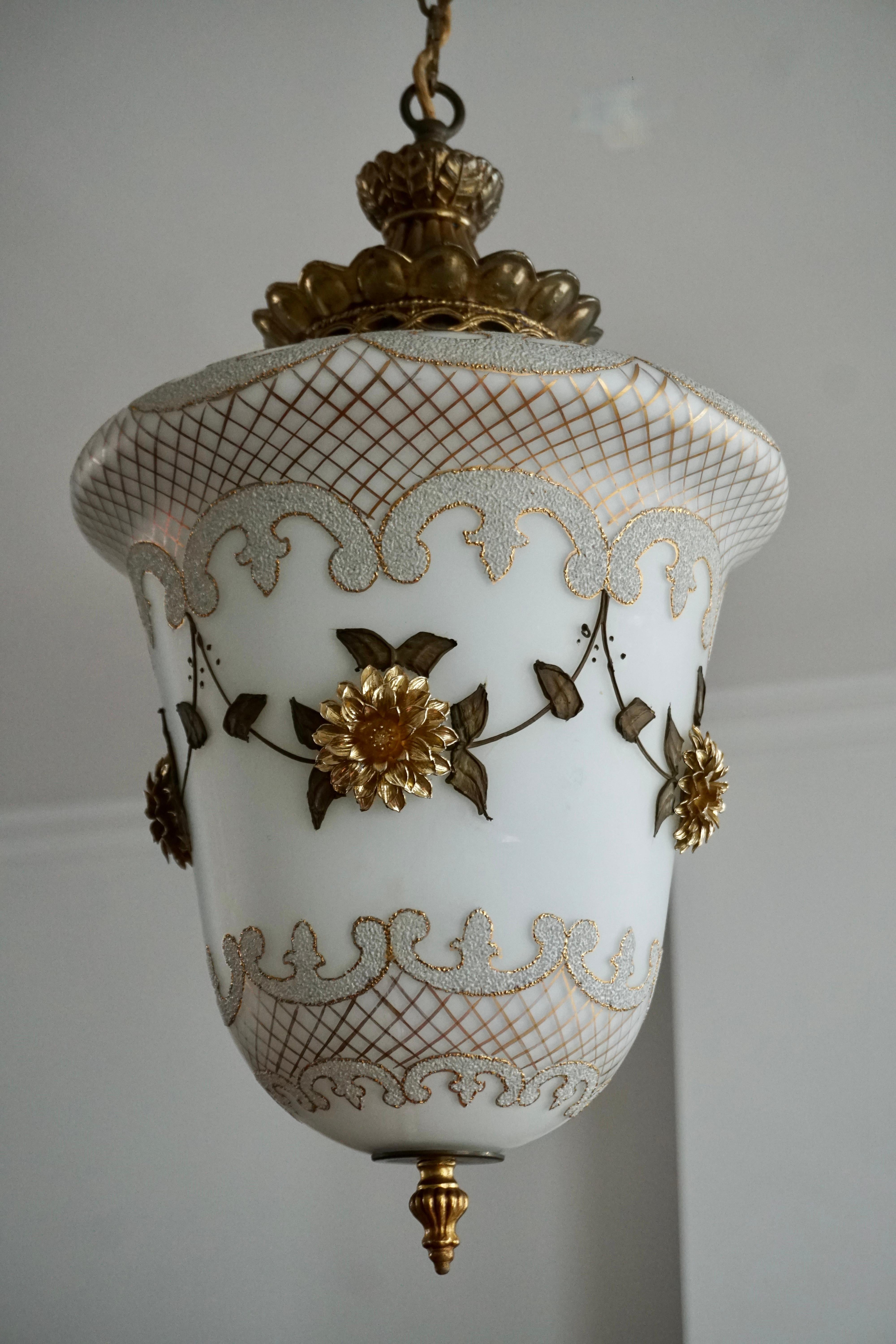 Floral Opaline Glass and Gilt Brass Pendat Light For Sale 3