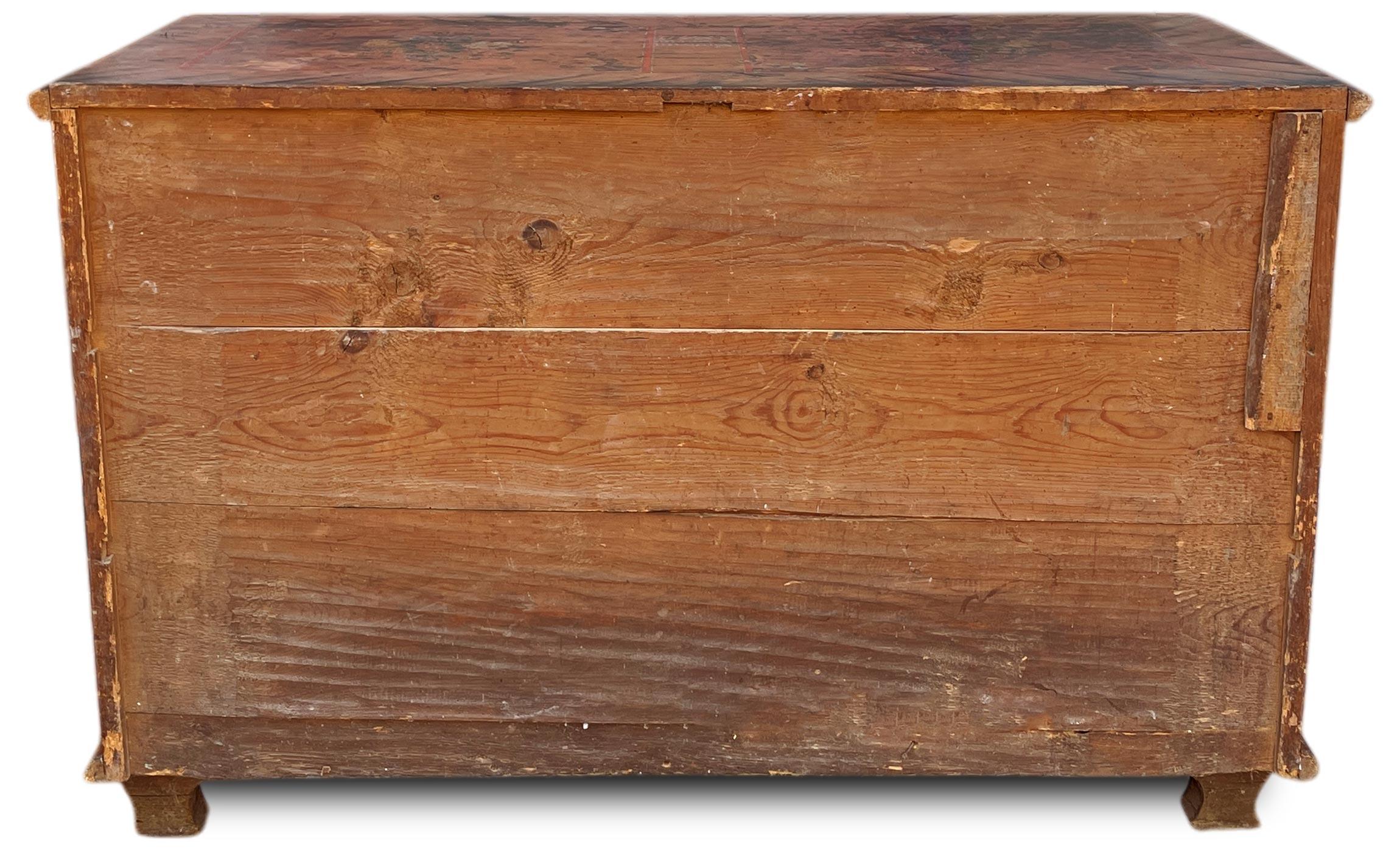 Floral bemalte Alpenkommode 1810 um im Angebot 7