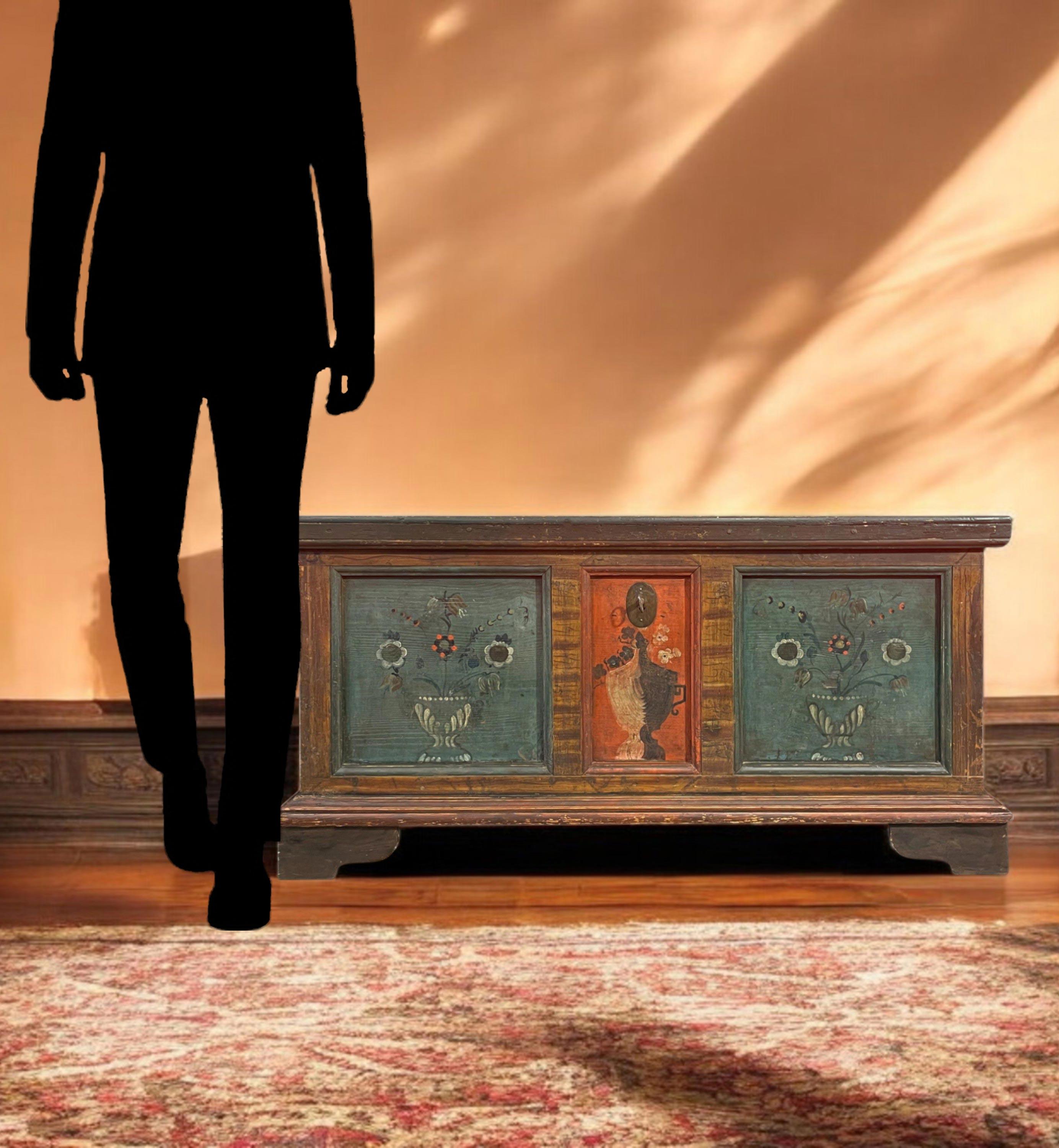 Floral Painted Blanket Chest - Early 19th Century 10