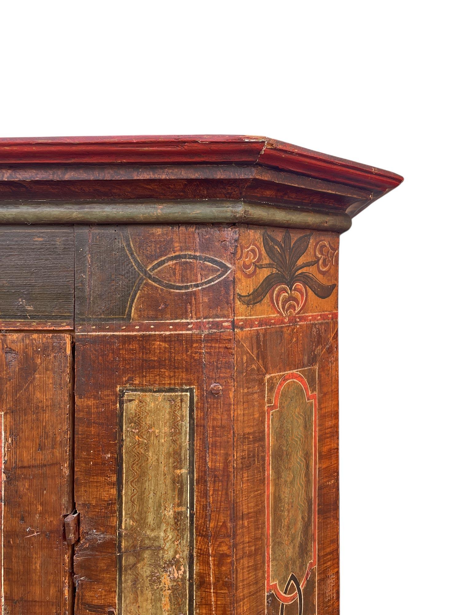 Floral Painted Cupboard, European Alps 1800 in vendita 2