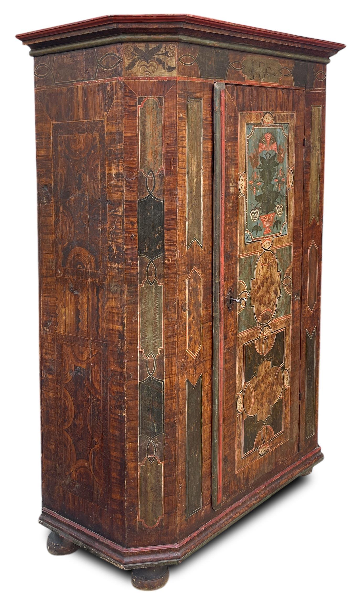 Austrian Floral Painted Cupboard, European Alps 1800 in vendita