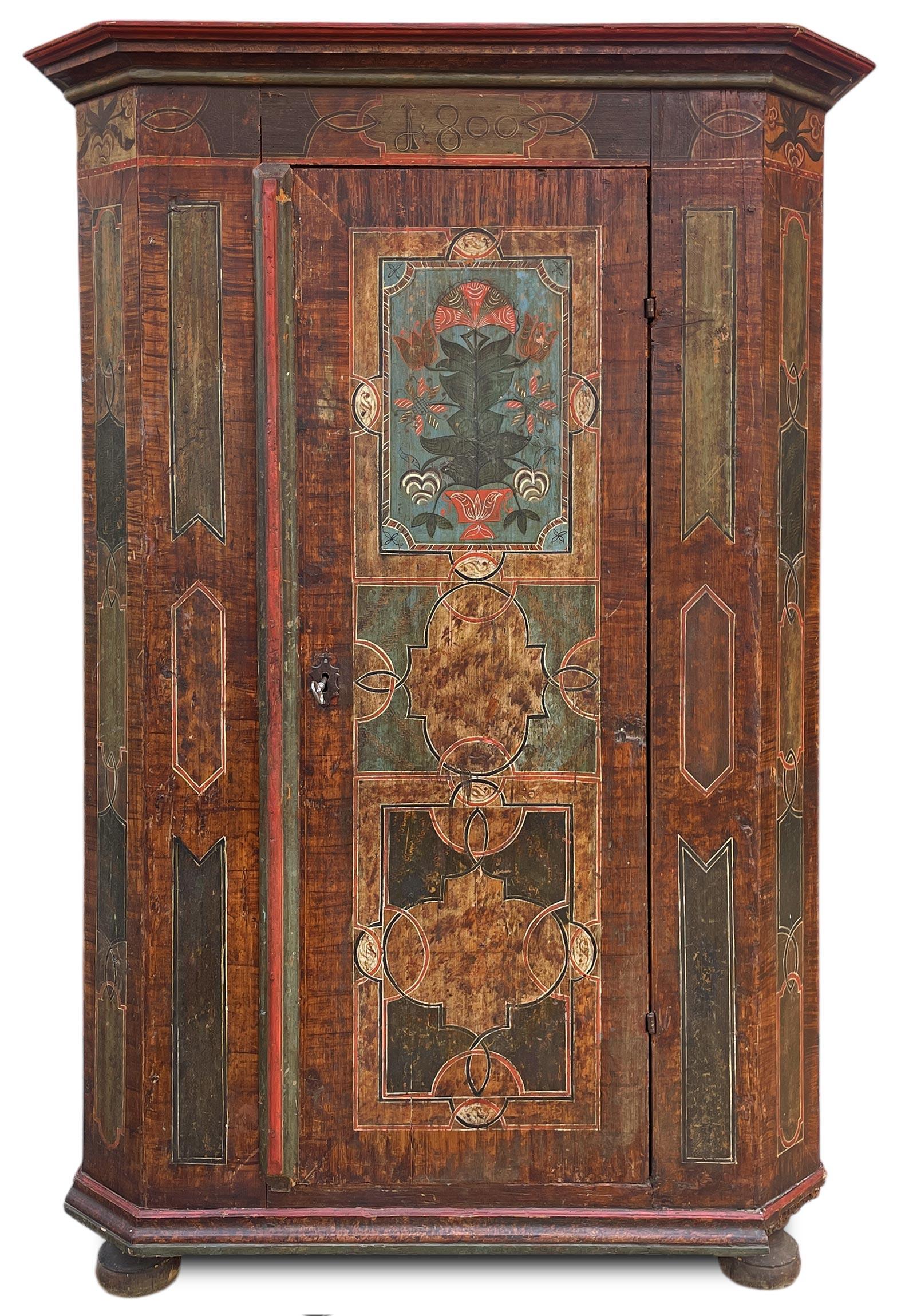 Dipinto Floral Painted Cupboard, European Alps 1800 in vendita