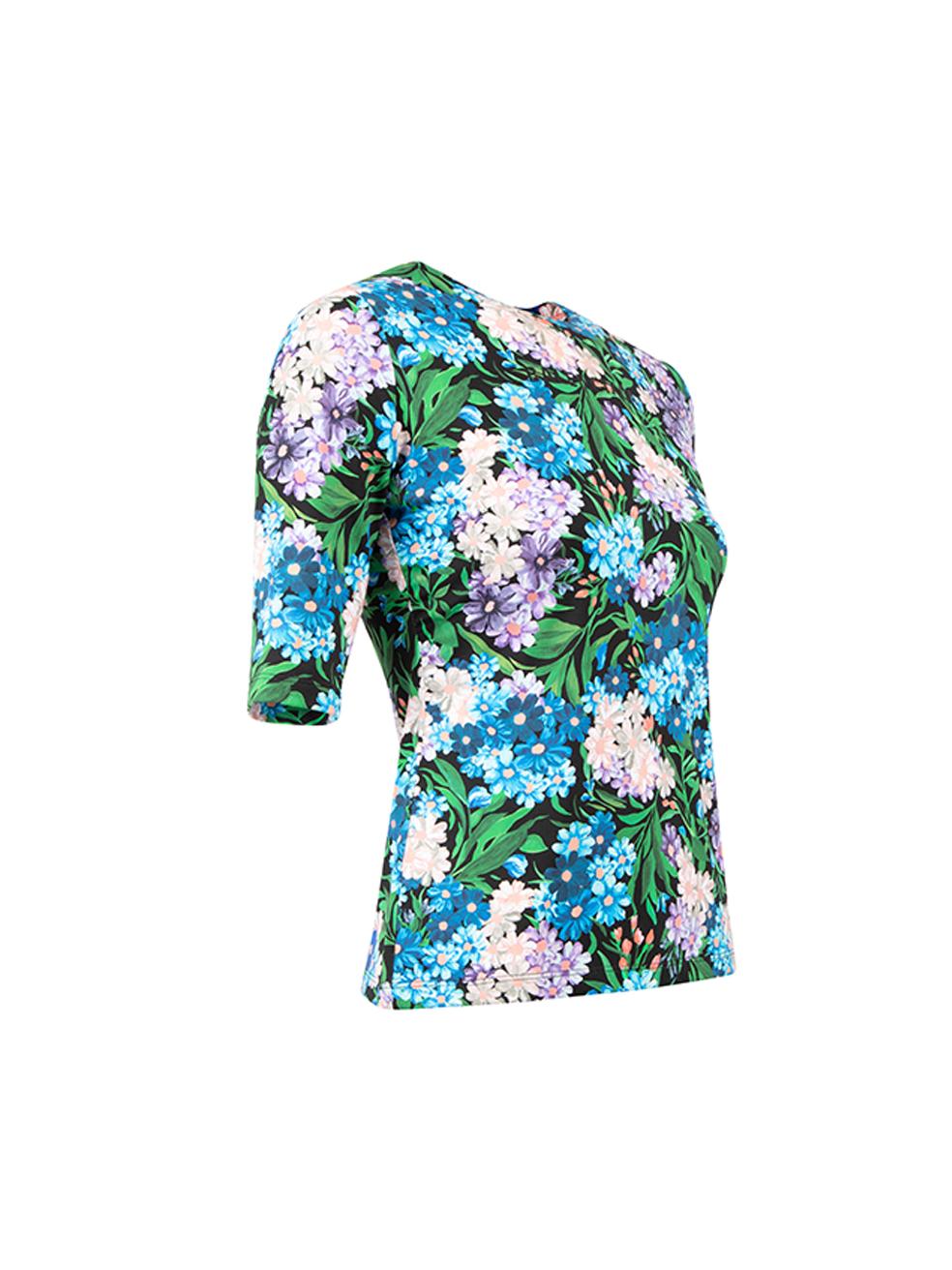 CONDITION is Very good. Minimal wear to top is evident. Minimal wear and some stains to the neckline on this used Balenciaga designer resale item. 
 
 Details
  Blue
 Synthetic
 Mid sleeves top
 Floral pattern
 Round neckline
 
 
 Made in Italy
 
