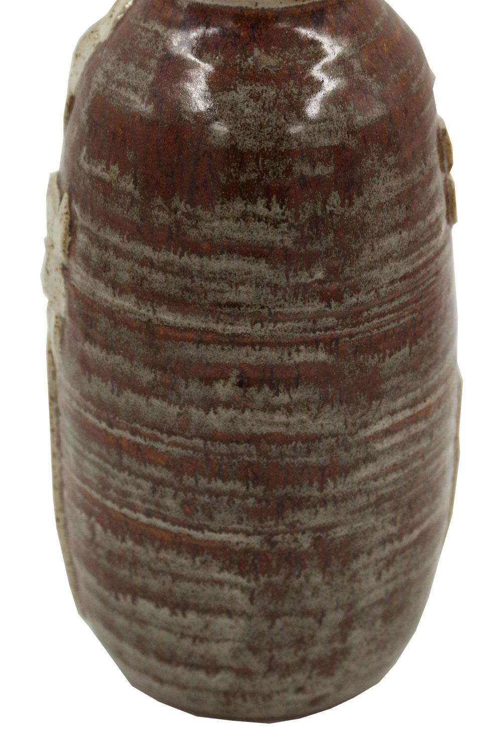 Floral Patterned Brown Earthenware Vase In Good Condition For Sale In Queens, NY