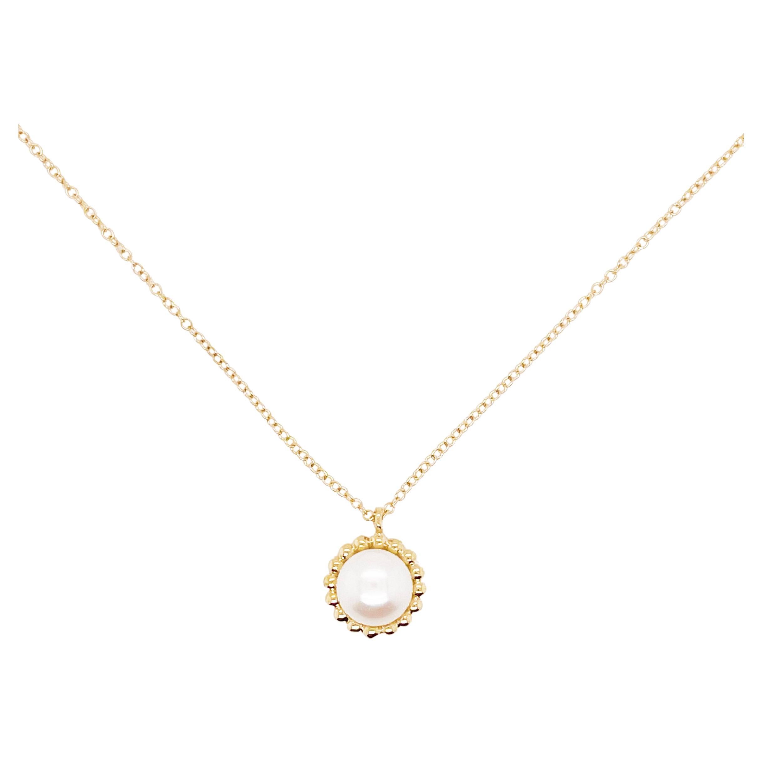 Floral Pearl Necklace, Yellow Gold, Round Beaded Frame Pendant For Sale