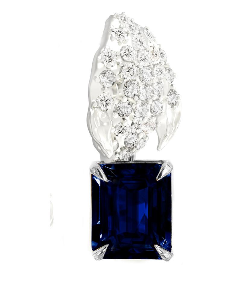 Floral Peony Petal Brooch with Sapphire and Diamonds in White Gold For Sale 7
