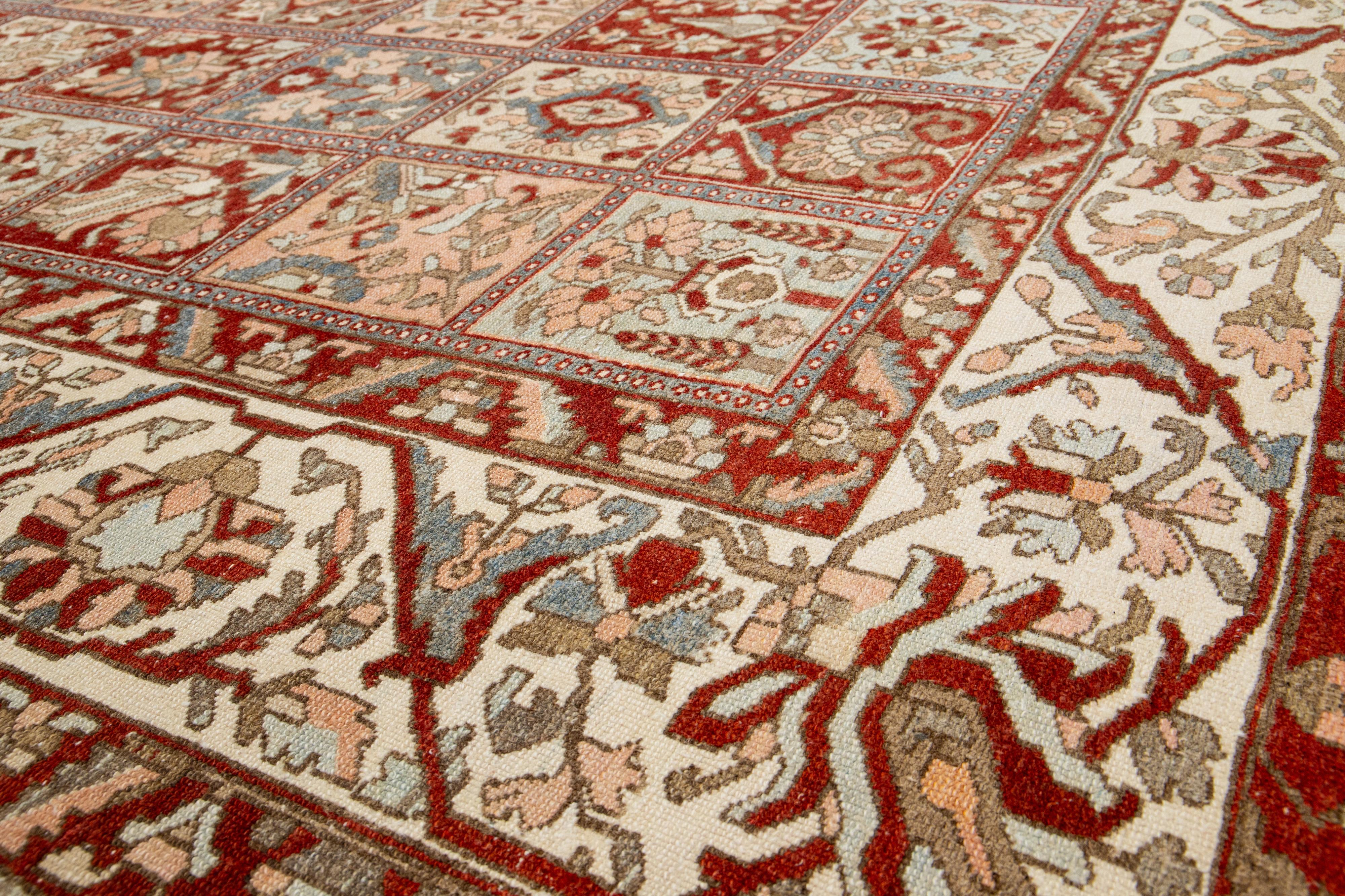 The Floral Persian Bakhtiari Rust Wool Rug Handcrafted in the 1920s im Angebot 1
