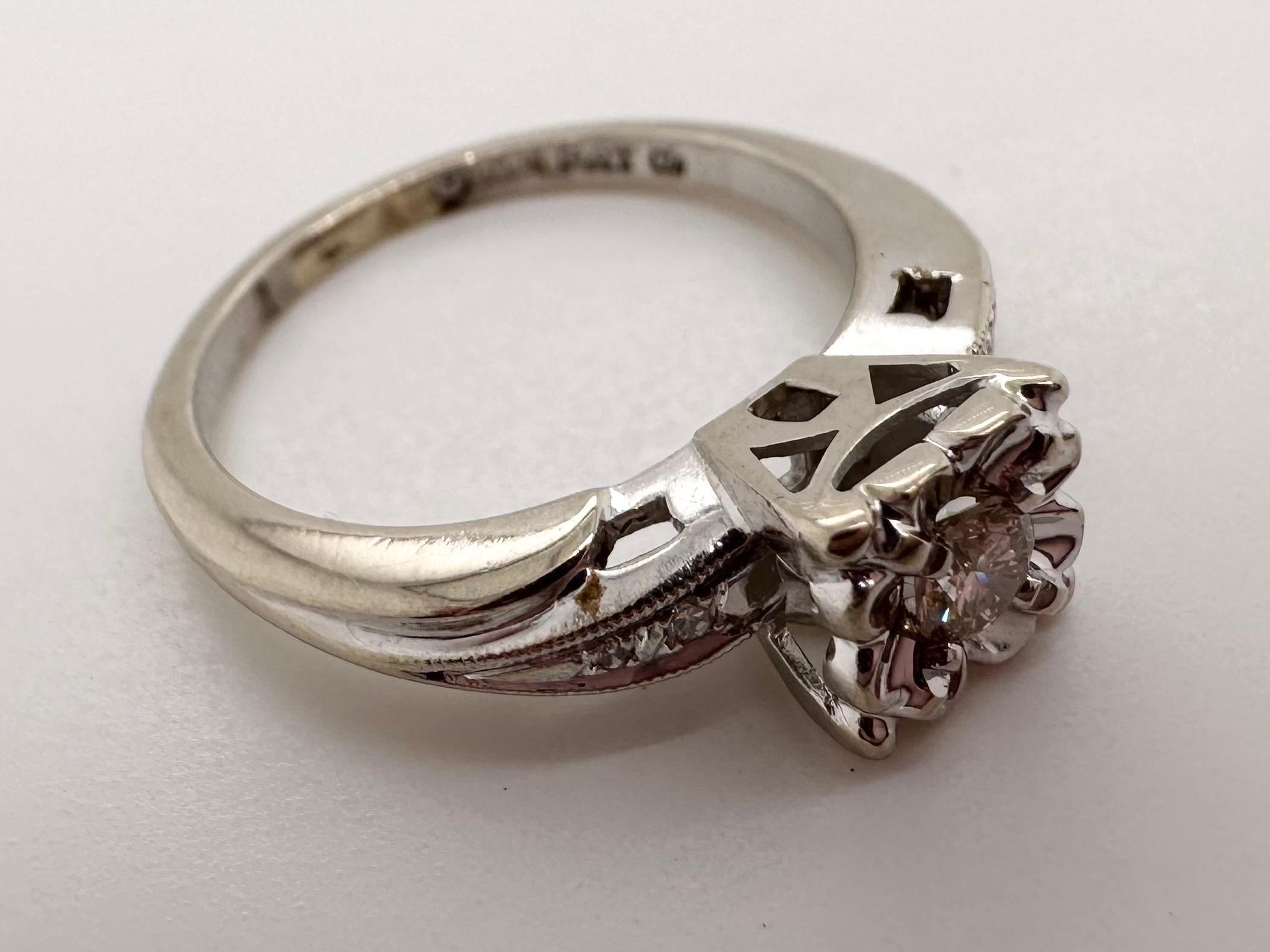 Women's or Men's Floral platinum diamond ring vintage diamond ring For Sale