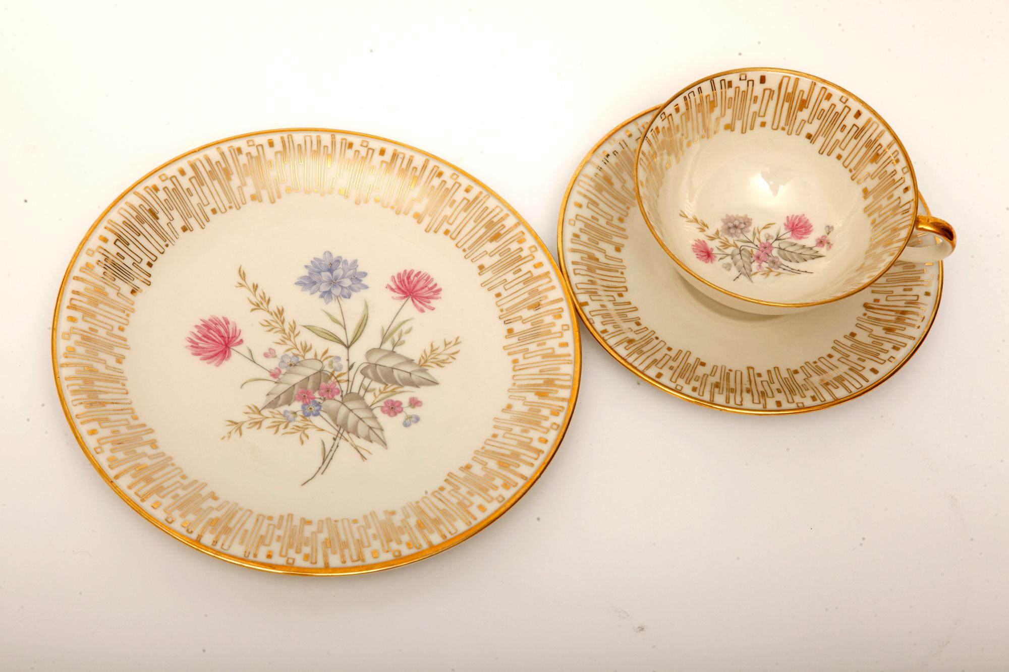 Floral Porcelain Breakfast Set, Bavaria, Germany, Mid-Century Modern, 1950s In Good Condition For Sale In Warsaw, PL