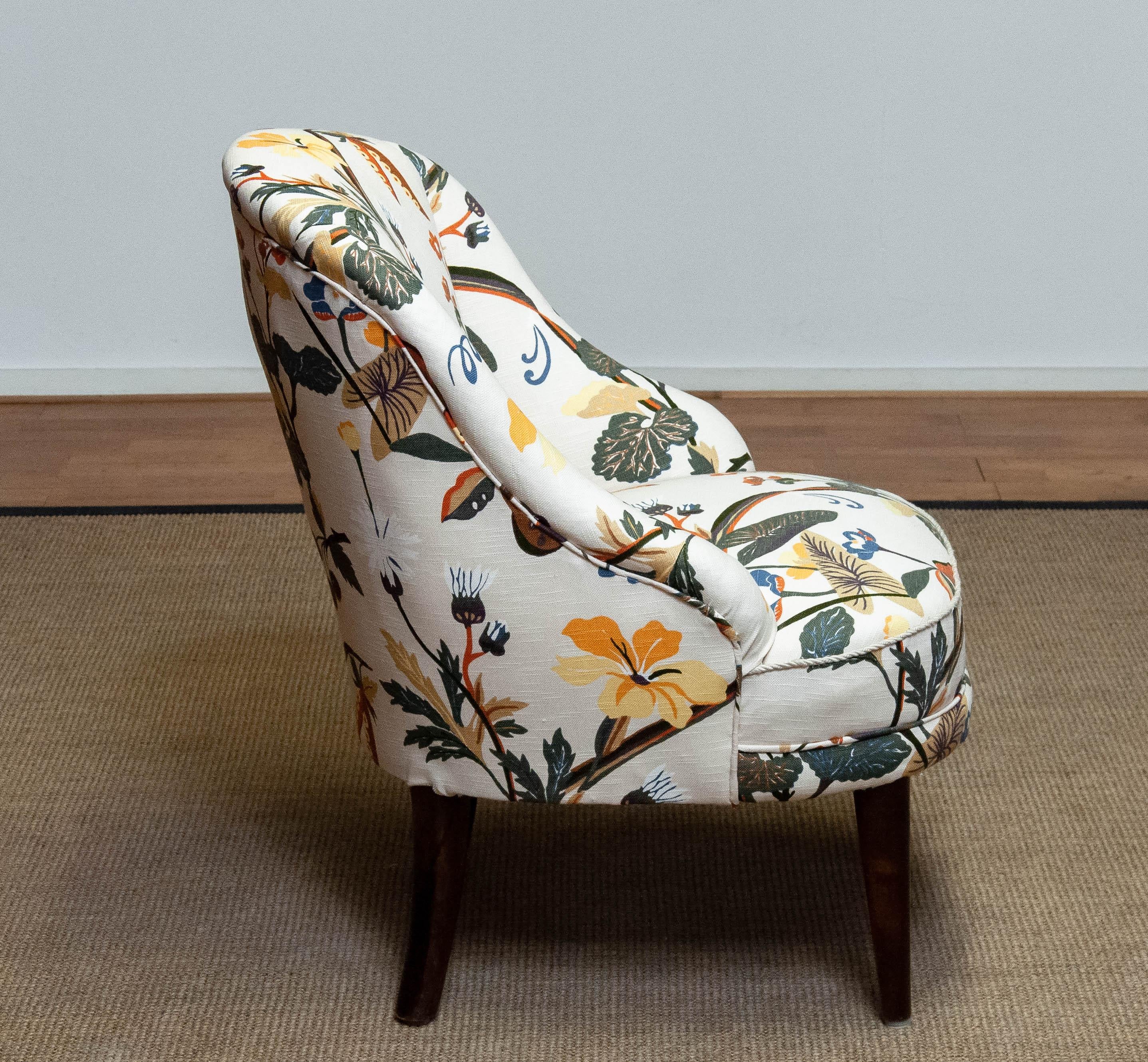 Floral Printed Linen, J. Frank Style, Danish Antique Slipper Chair. 1940s For Sale 1