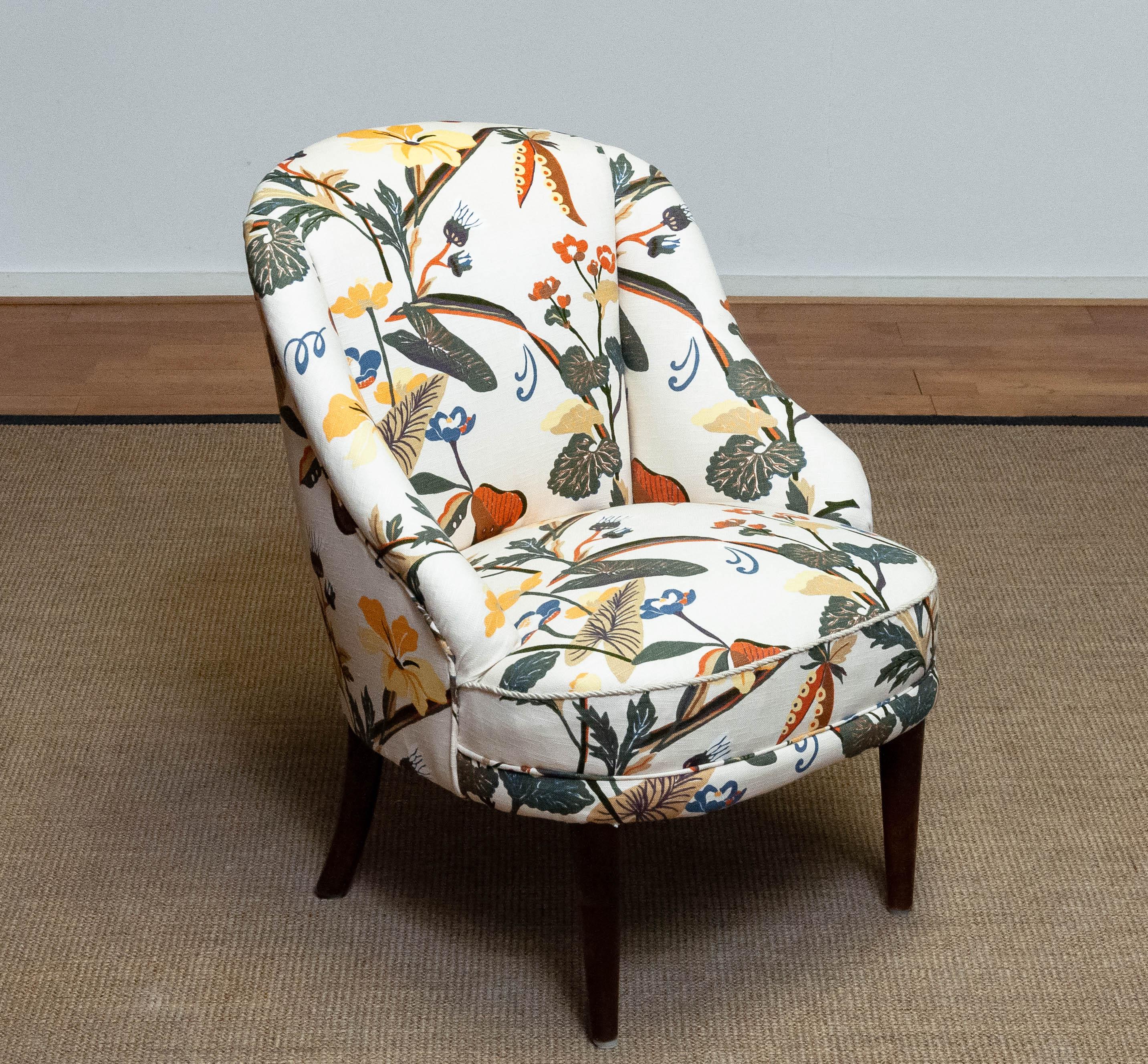 Floral Printed Linen, J. Frank Style, Danish Antique Slipper Chair. 1940s For Sale 3