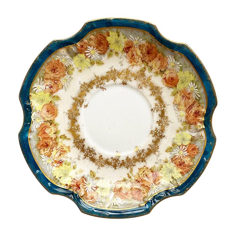 Blumen florale, reichblaue Limoges-Keramik-Kaffeeuntertasse, Limoges, Frankreich, 1800er Jahre